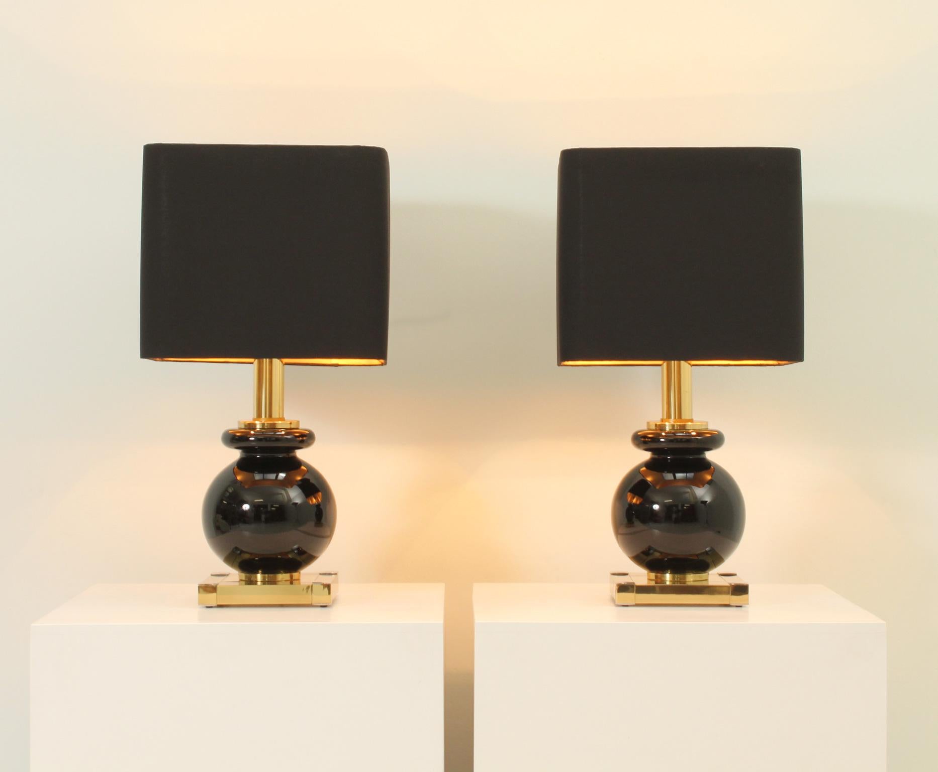 Pair of Lumica Table Lamps in Brass and Glass, Spain, 1970's For Sale 2