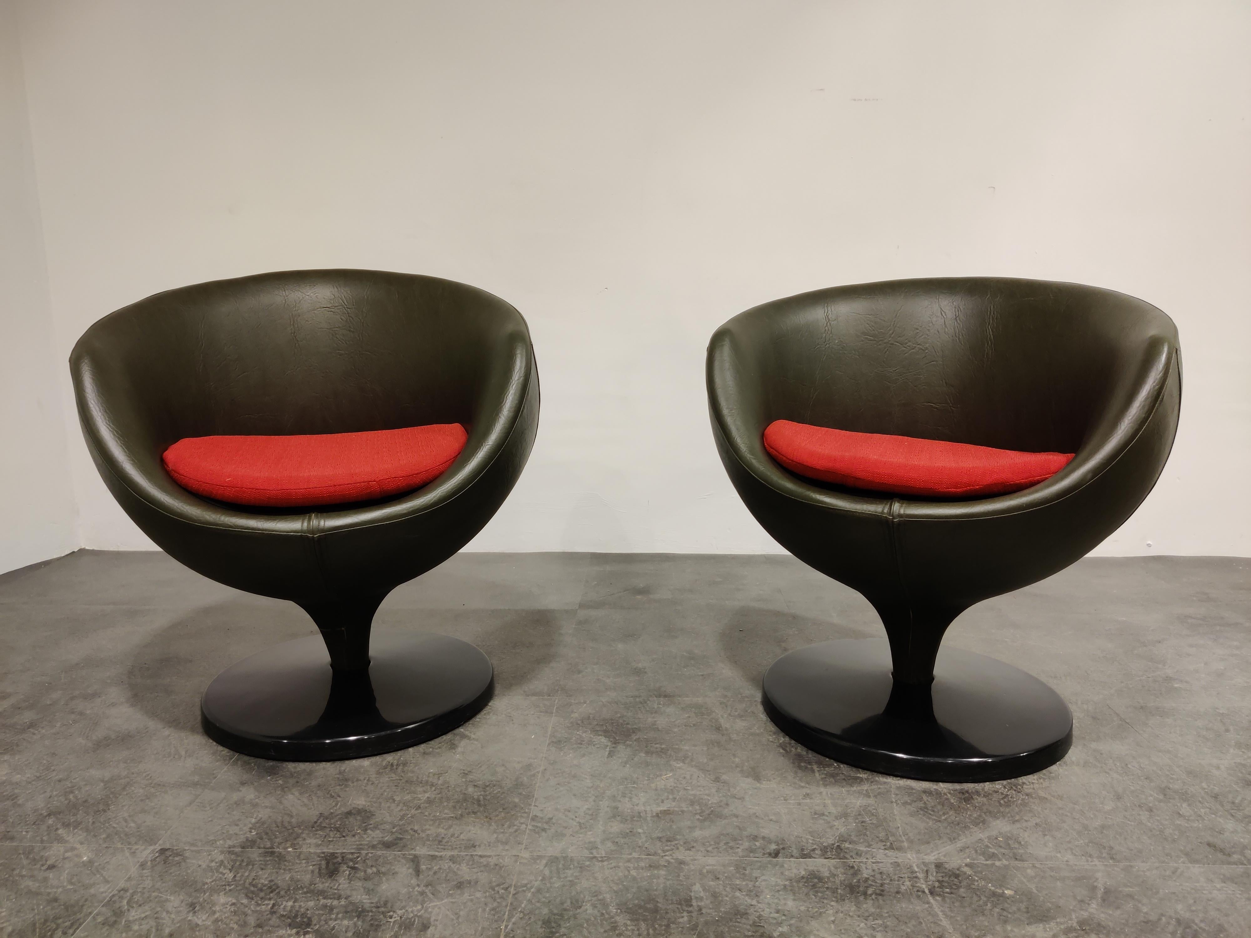 Mid-Century Modern Pair of Luna Lounge Chairs by Pierre Guariche for Meurop, 1960s