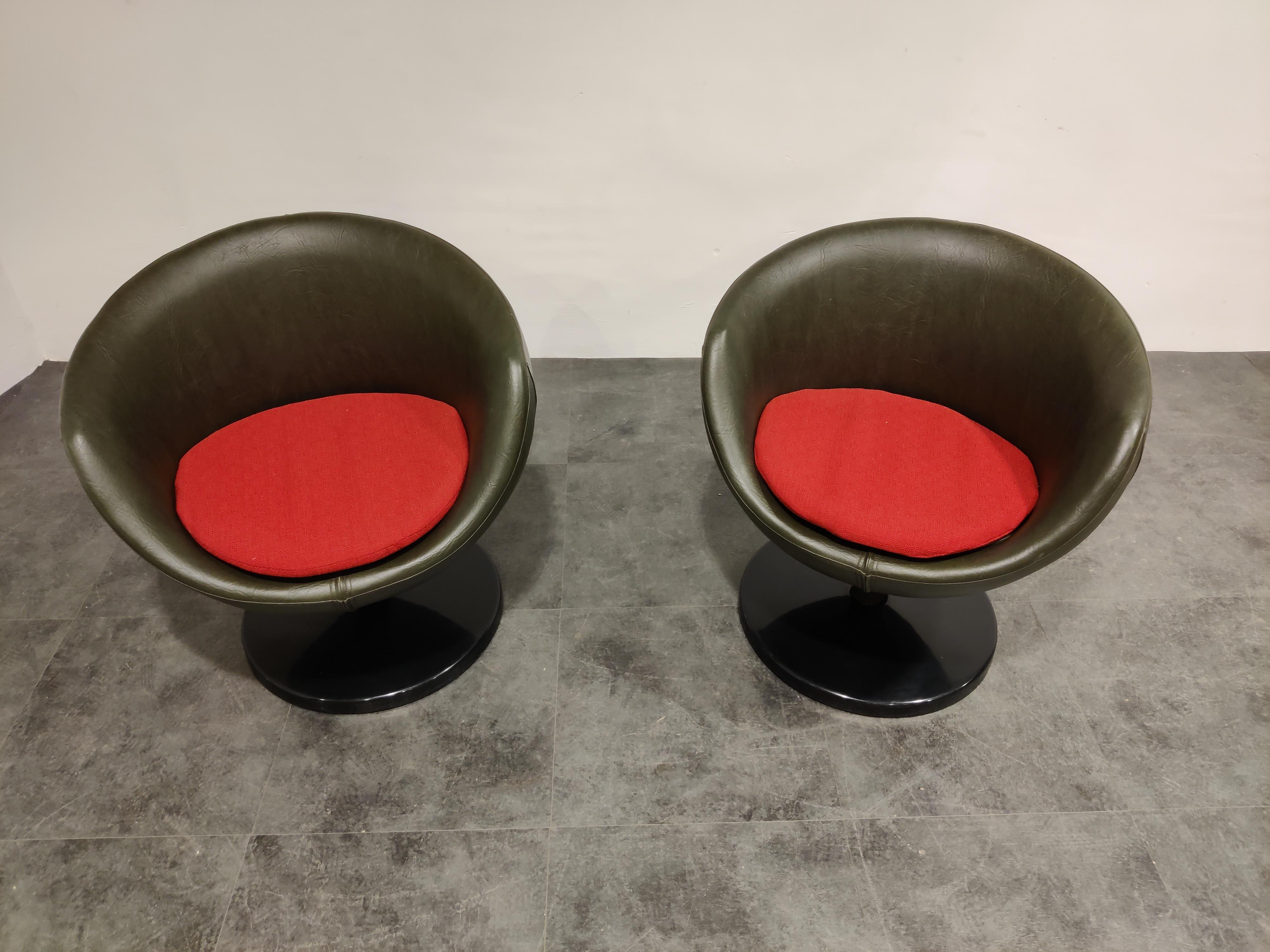 French Pair of Luna Lounge Chairs by Pierre Guariche for Meurop, 1960s