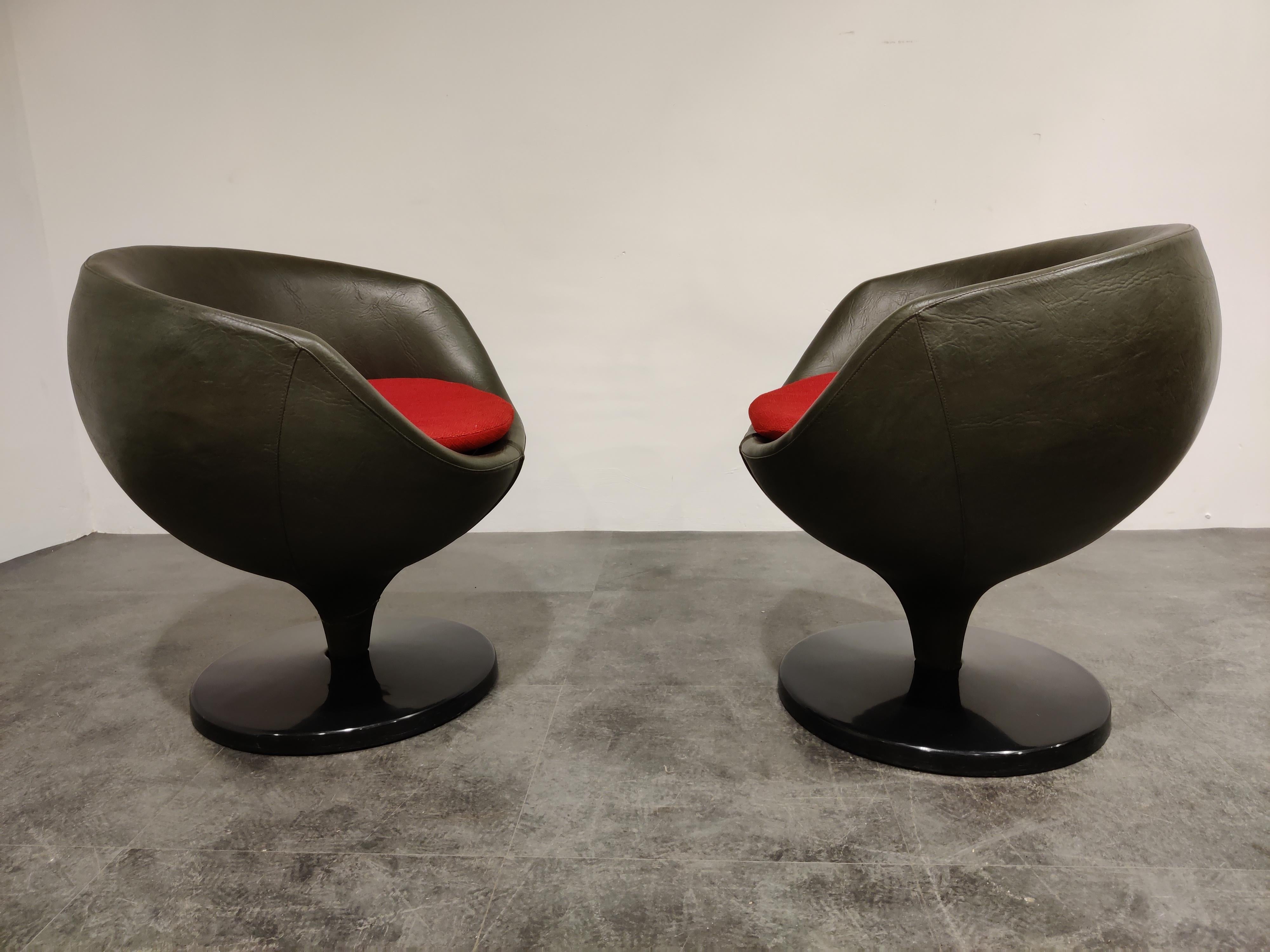 Pair of Luna Lounge Chairs by Pierre Guariche for Meurop, 1960s In Good Condition In HEVERLEE, BE