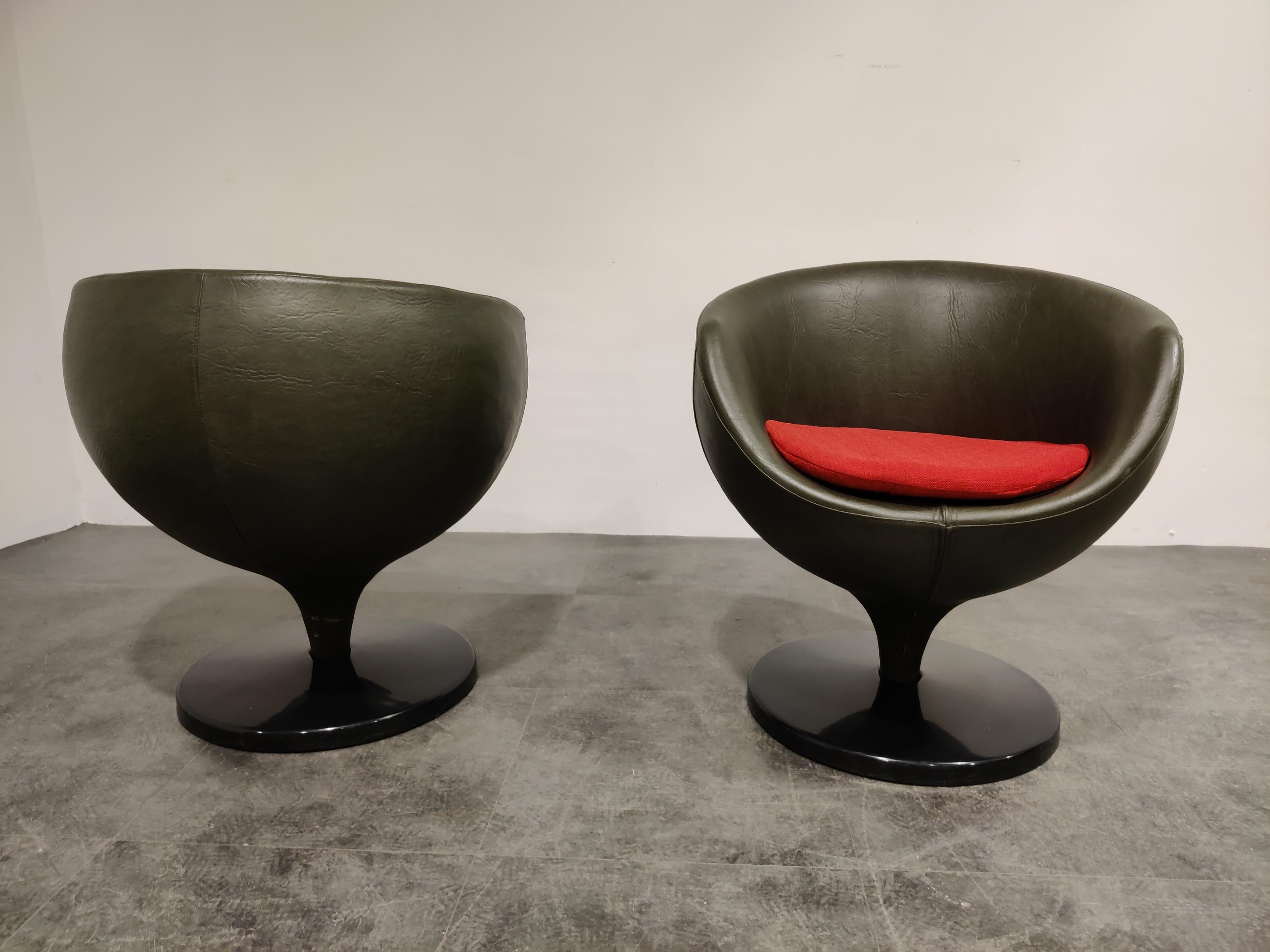 Pair of Luna Lounge Chairs by Pierre Guariche for Meurop, 1960s 1