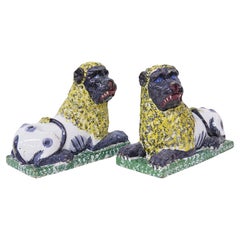 Paire de  Lunéville Faience Lions 