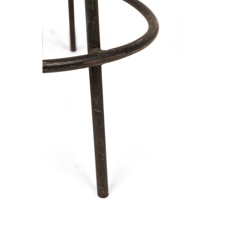 Paar Luther Conover „Horseshoe“ Hufeisen  Metall & Wood Counter Hocker (Eisen) im Angebot