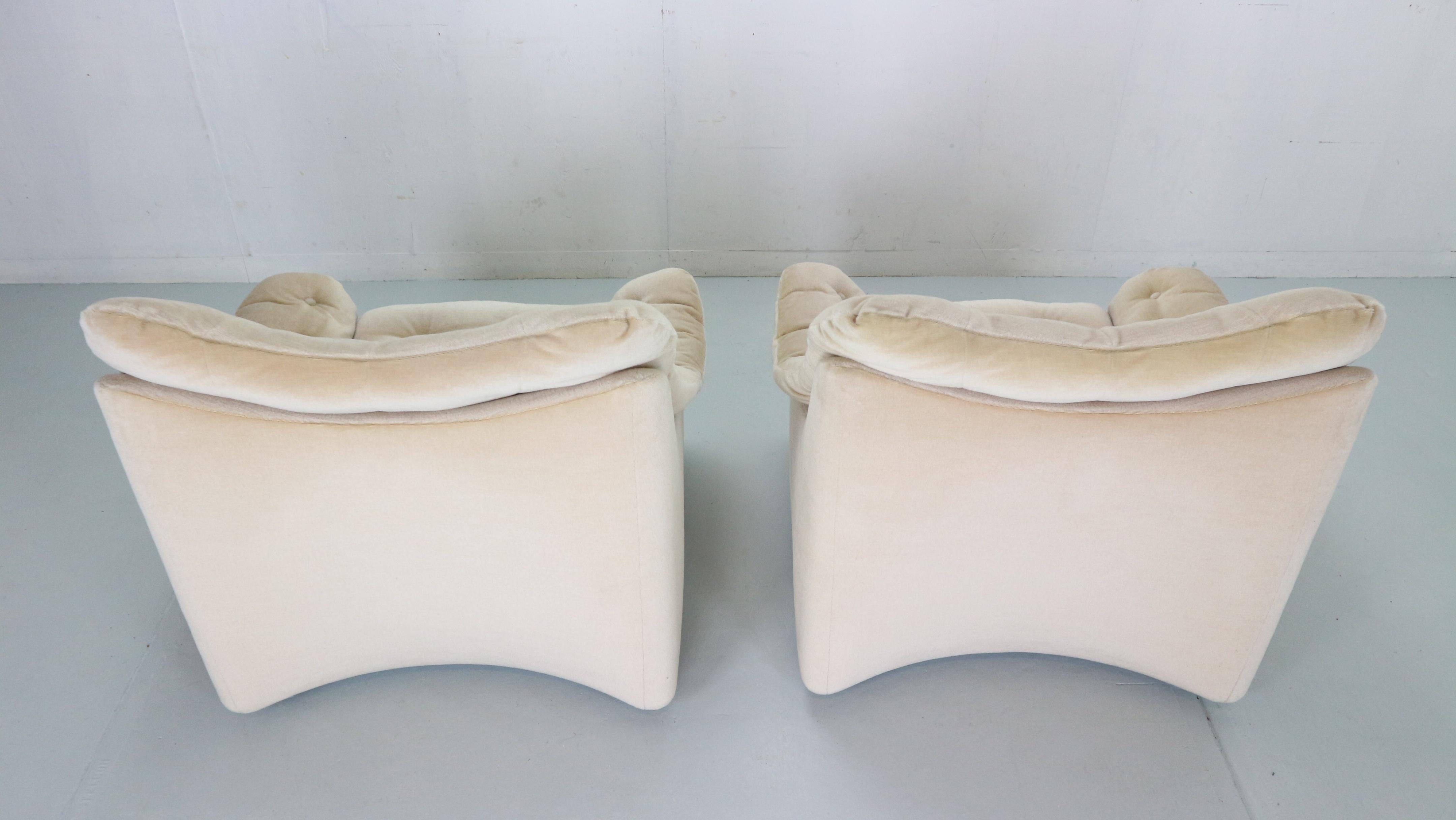 Pair of Lux Art Deco Lounge Chairs in Mohair, 1950's 4