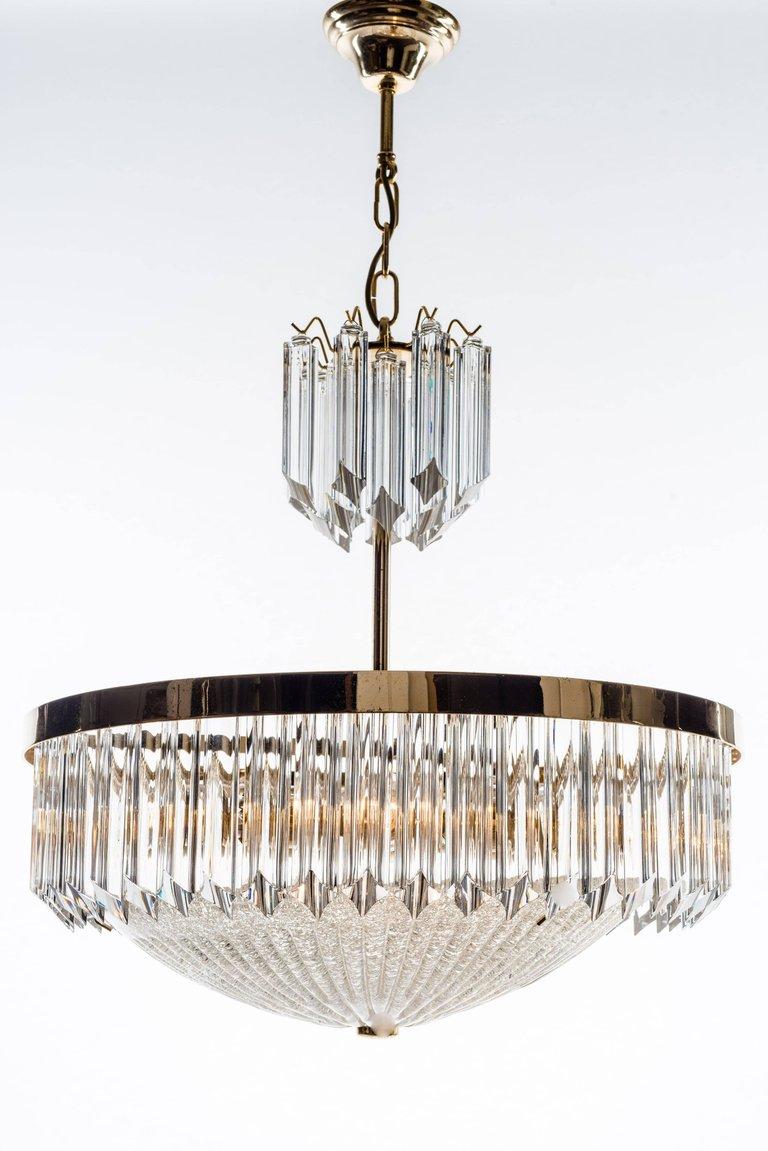  Elegant  Chandelier in the Style of Venini ‘1970’ For Sale 4