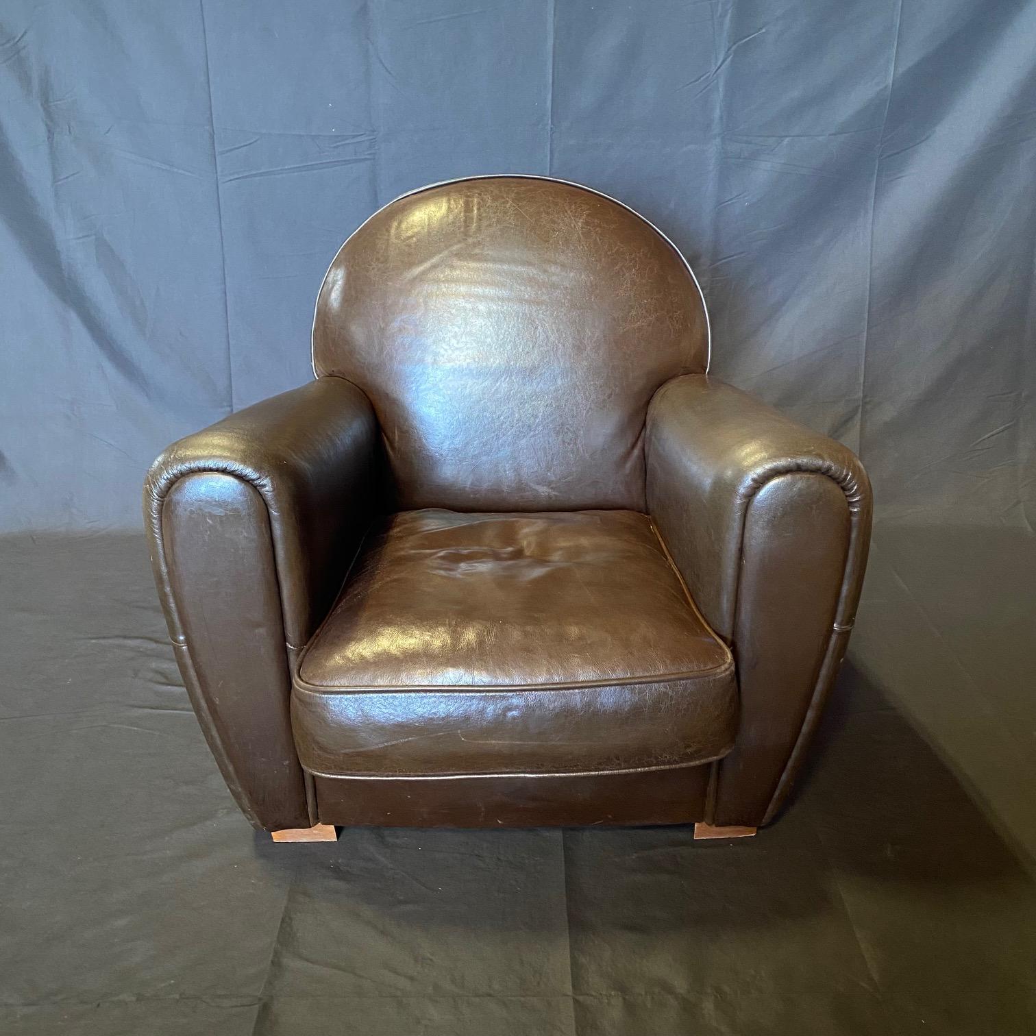 Mid-20th Century Pair of Luxurious Vintage French Art Deco Leather Club Chairs For Sale