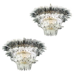 Coppia di lampadari di lusso a palmette di Murano, anni '70