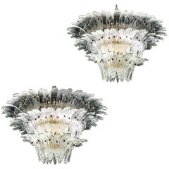 Coppia di lampadari di lusso a palmette di Murano, anni '70
