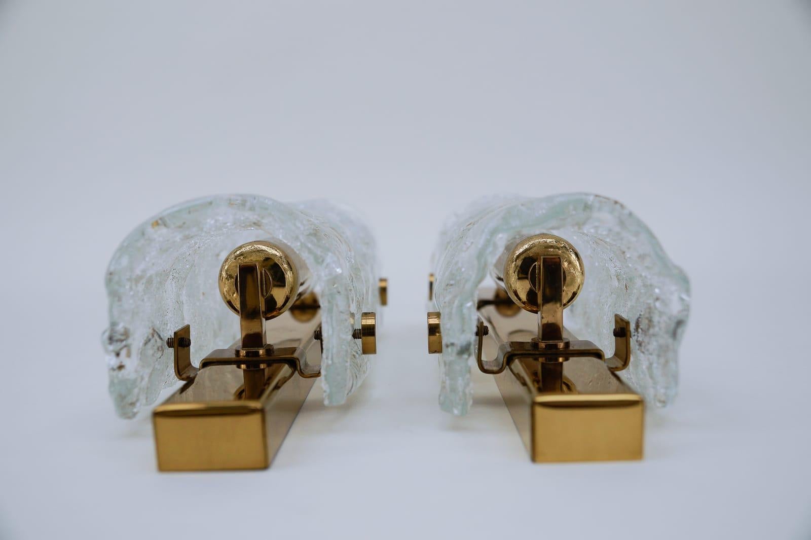 Mid-20th Century Pair of Luxury Textured Glass Sconces Wall Lights by Schröder & Co., circa 1960 For Sale