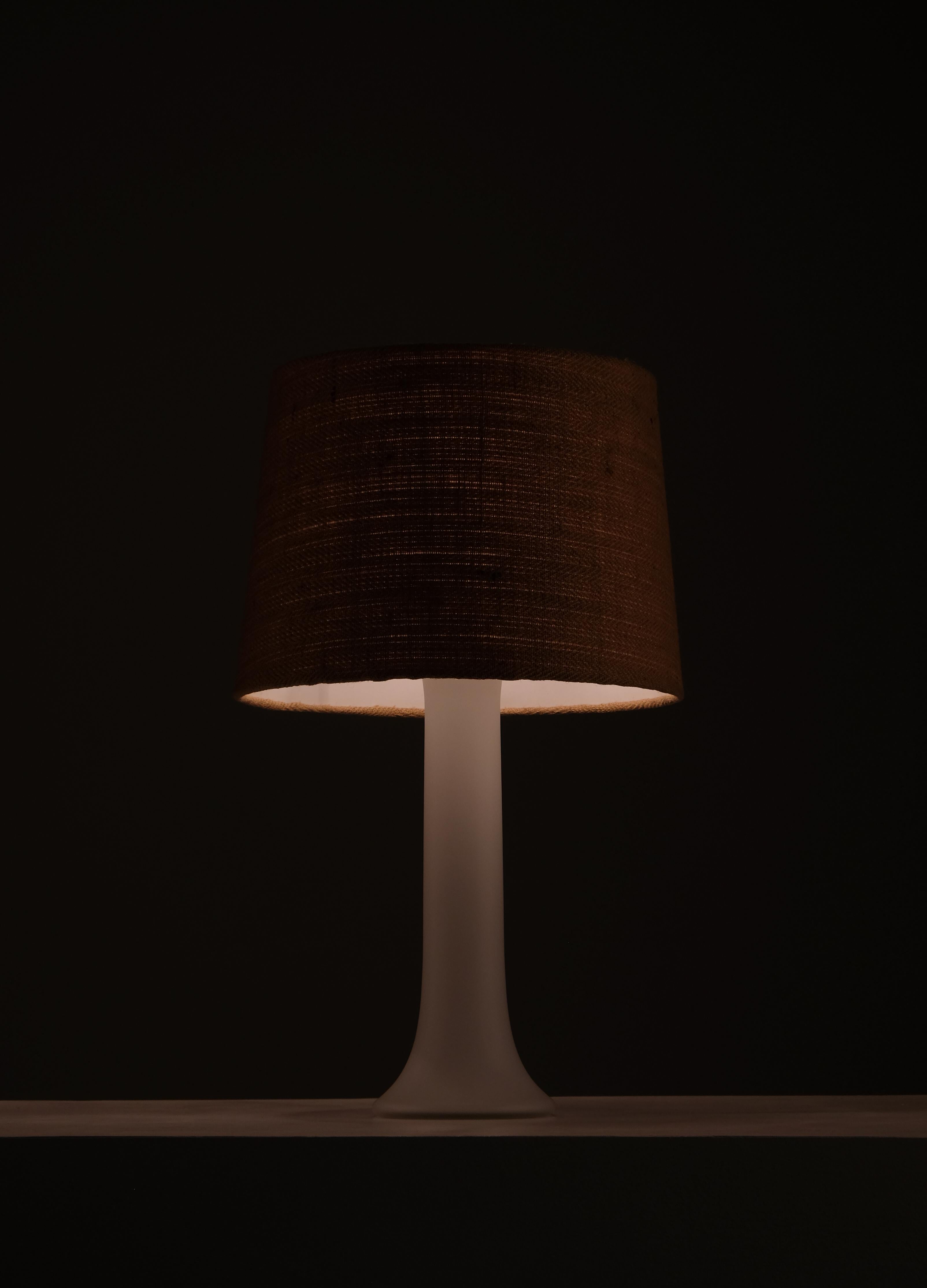 Fin du 20e siècle Paire de lampes de bureau Luxus en verre, Suède, années 1970 en vente