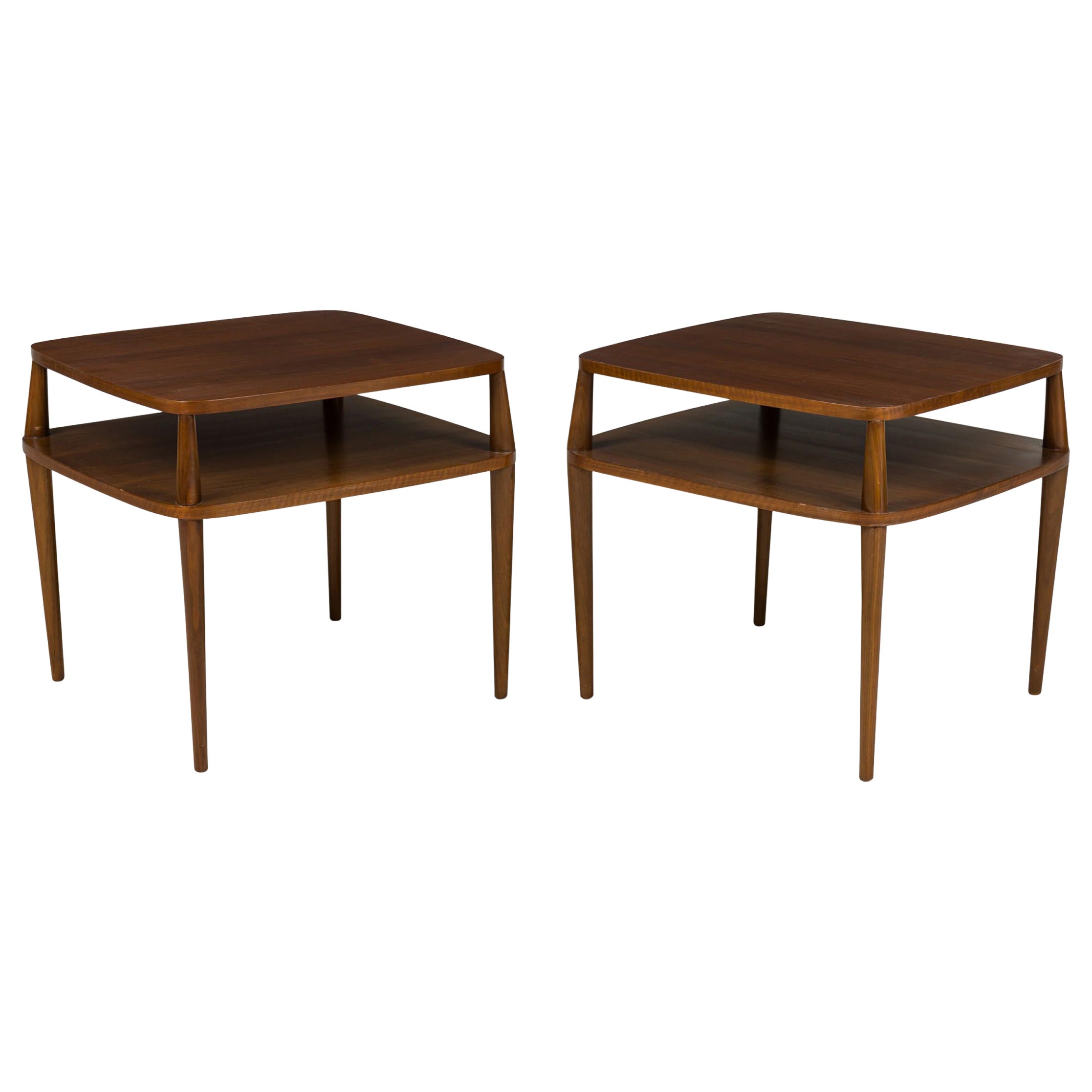 Pair of M. SInger and Sons American Mid-Century Teak Two-Tier Side Tables in vendita