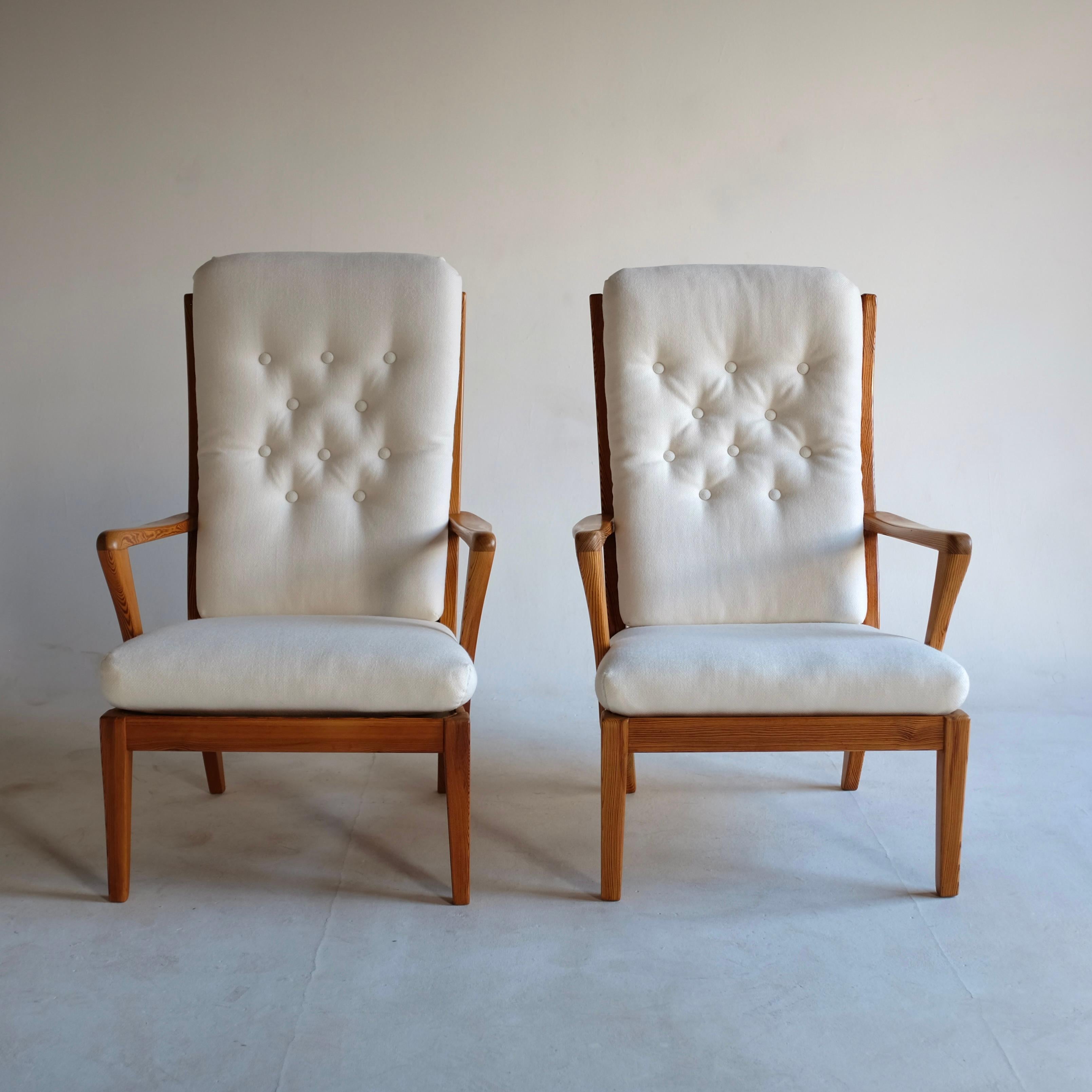 Pair of Mabulator High Back chairs by Carl Malmsten Escandinavo moderno en venta