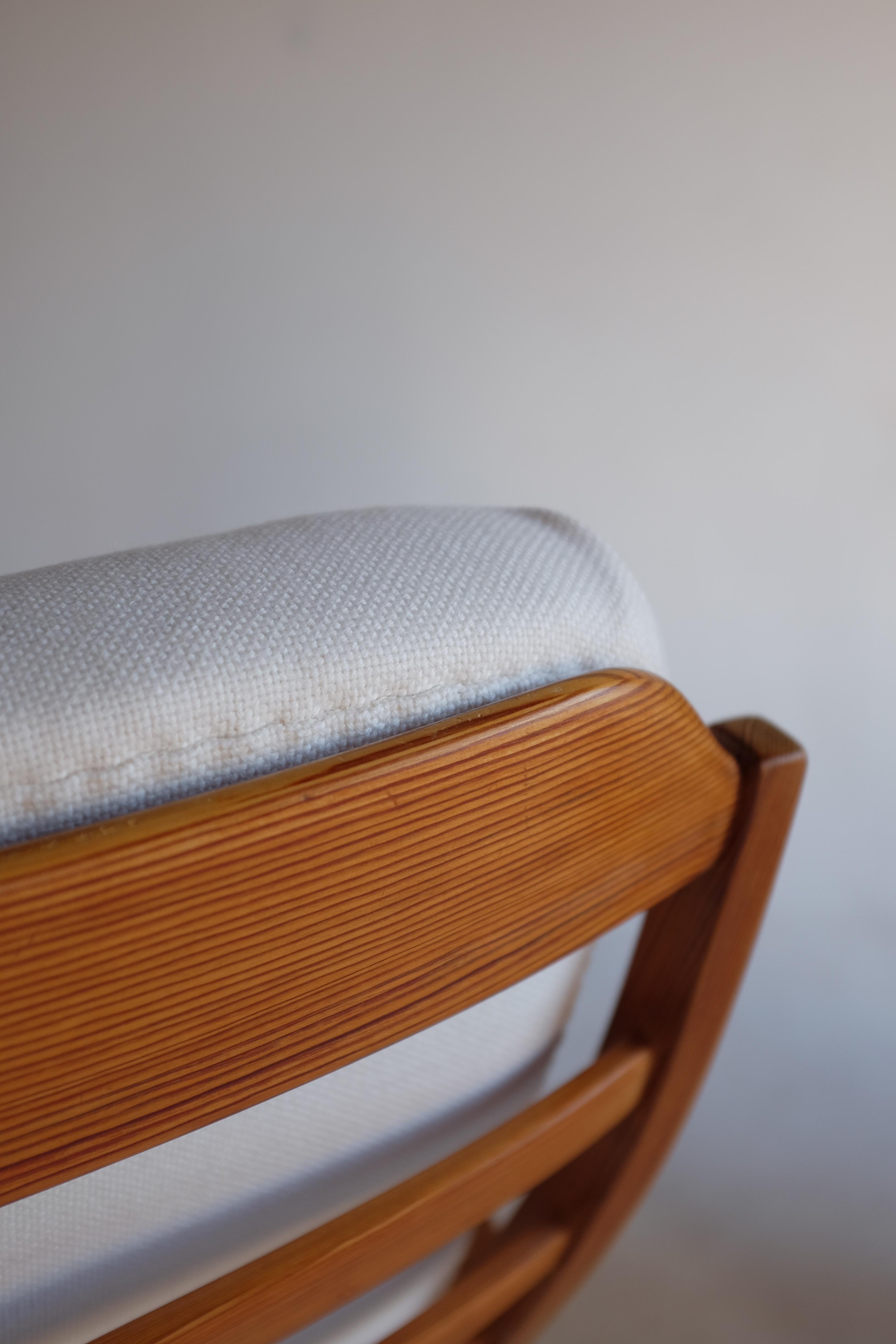 Pair of Mabulator High Back chairs by Carl Malmsten mediados del siglo XX en venta