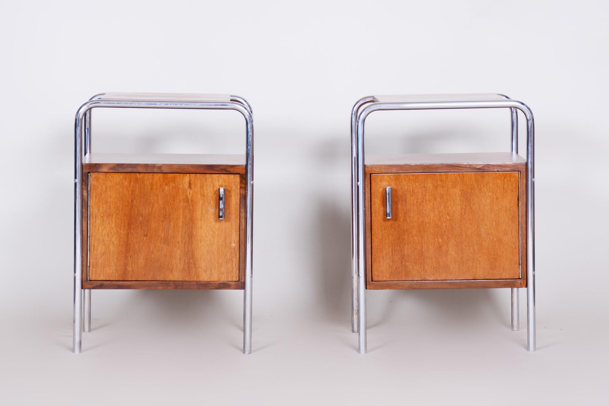 Pair of Macassar Bauhaus Bed-Side Tables by Robert Slezak, Czechoslovakia, 1930s In Good Condition In Horomerice, CZ