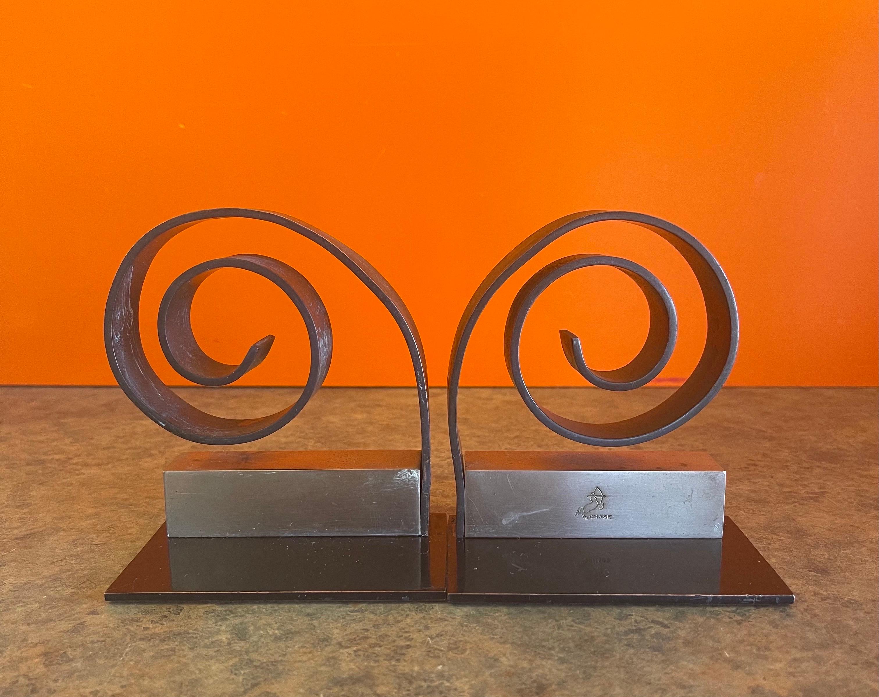 American Pair of Machine Age Art Deco Bookends by Walter Von Nessen for Chase & Co. 