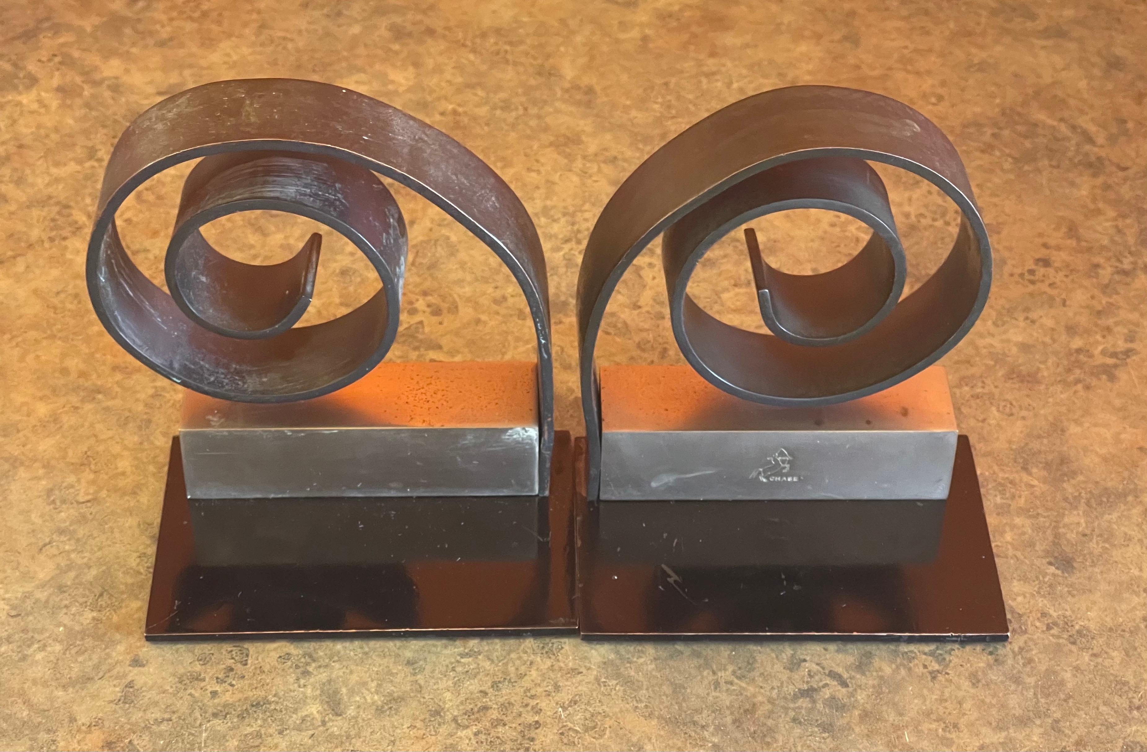 Pair of Machine Age Art Deco Bookends by Walter Von Nessen for Chase & Co.  3