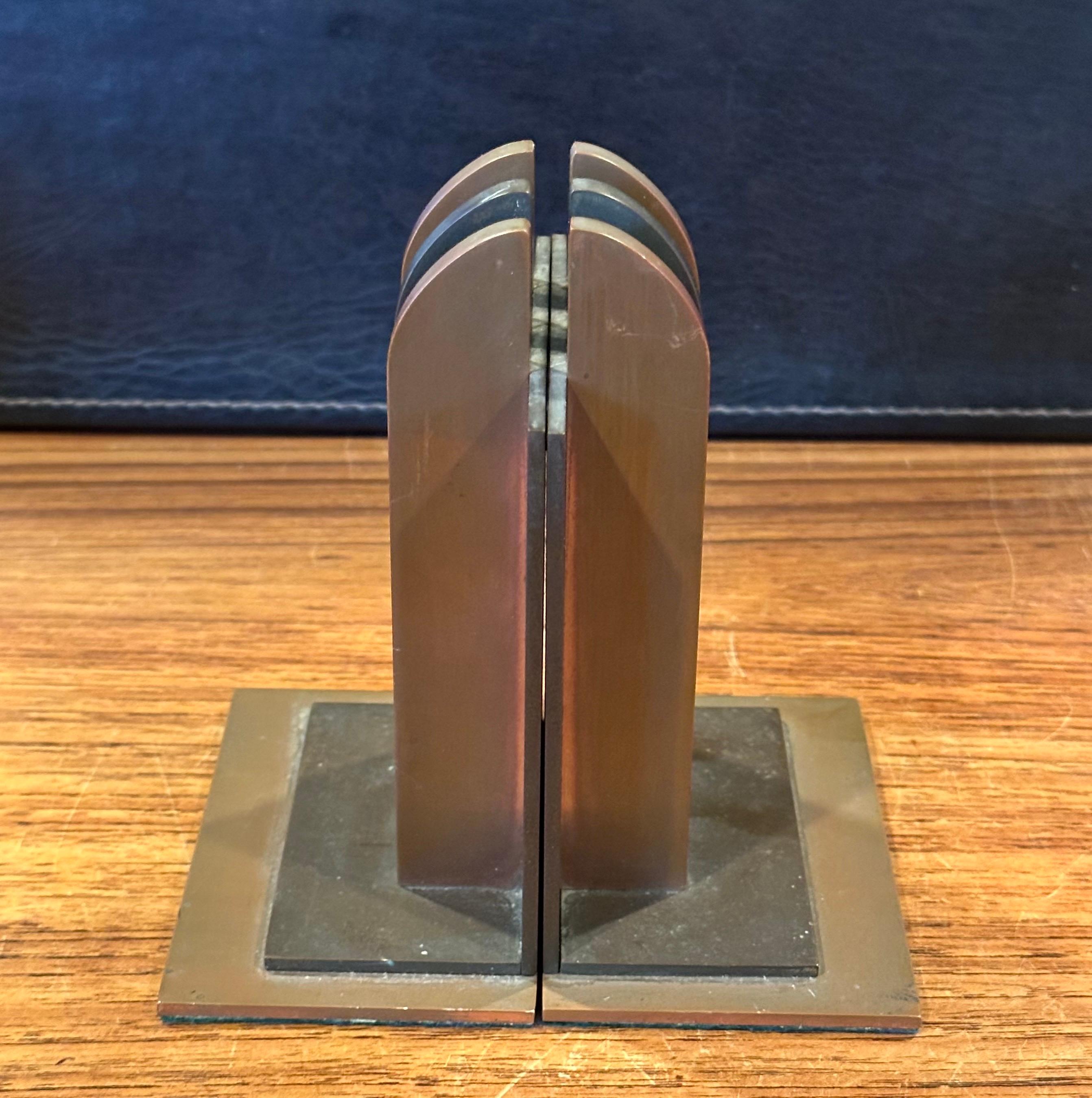 Pair of Machine Age Art Deco Bookends by Walter Von Nessen for Chase & Co For Sale 3