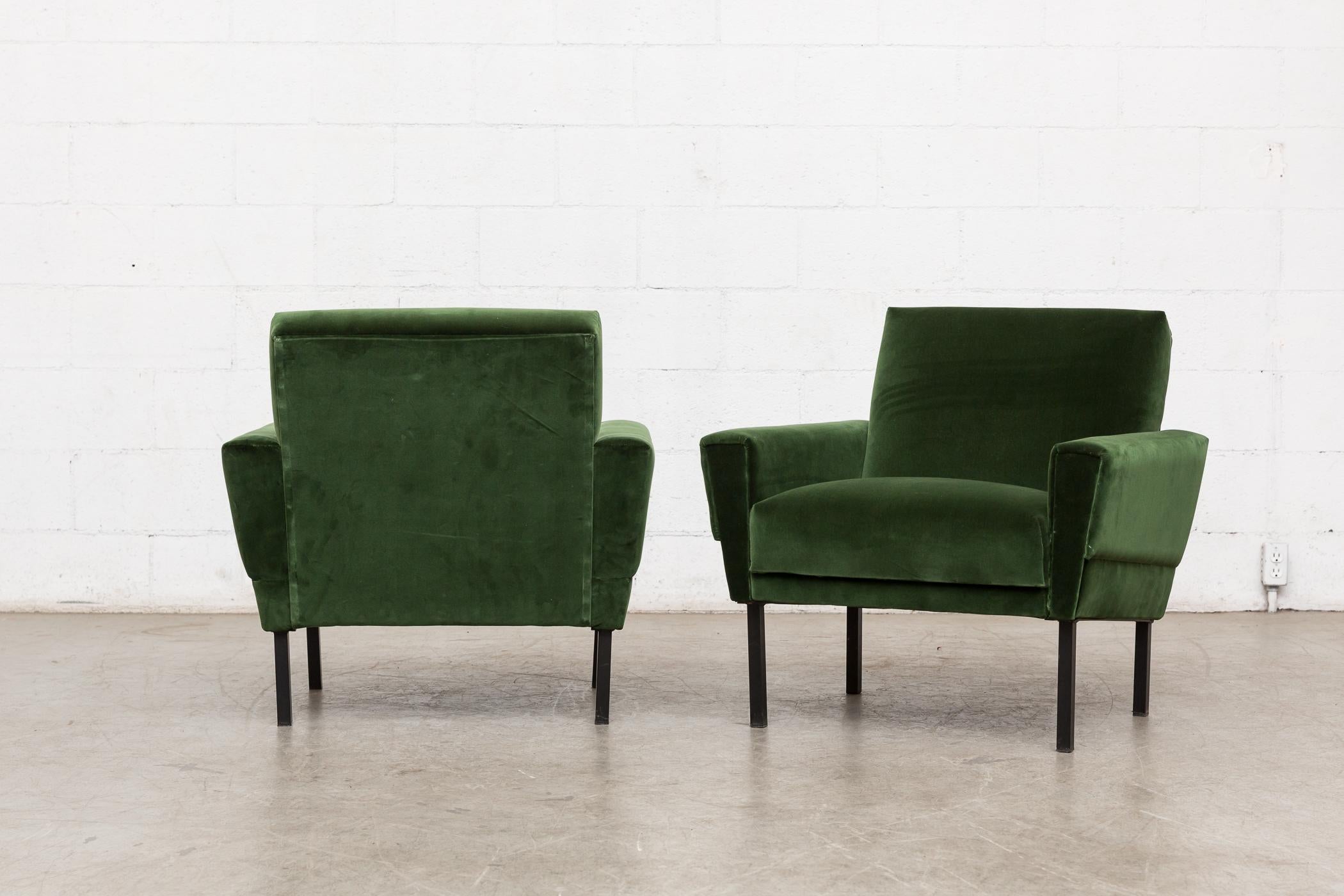 Mid-Century Modern Pair of 'Mad Men' Style Lounge Chairs