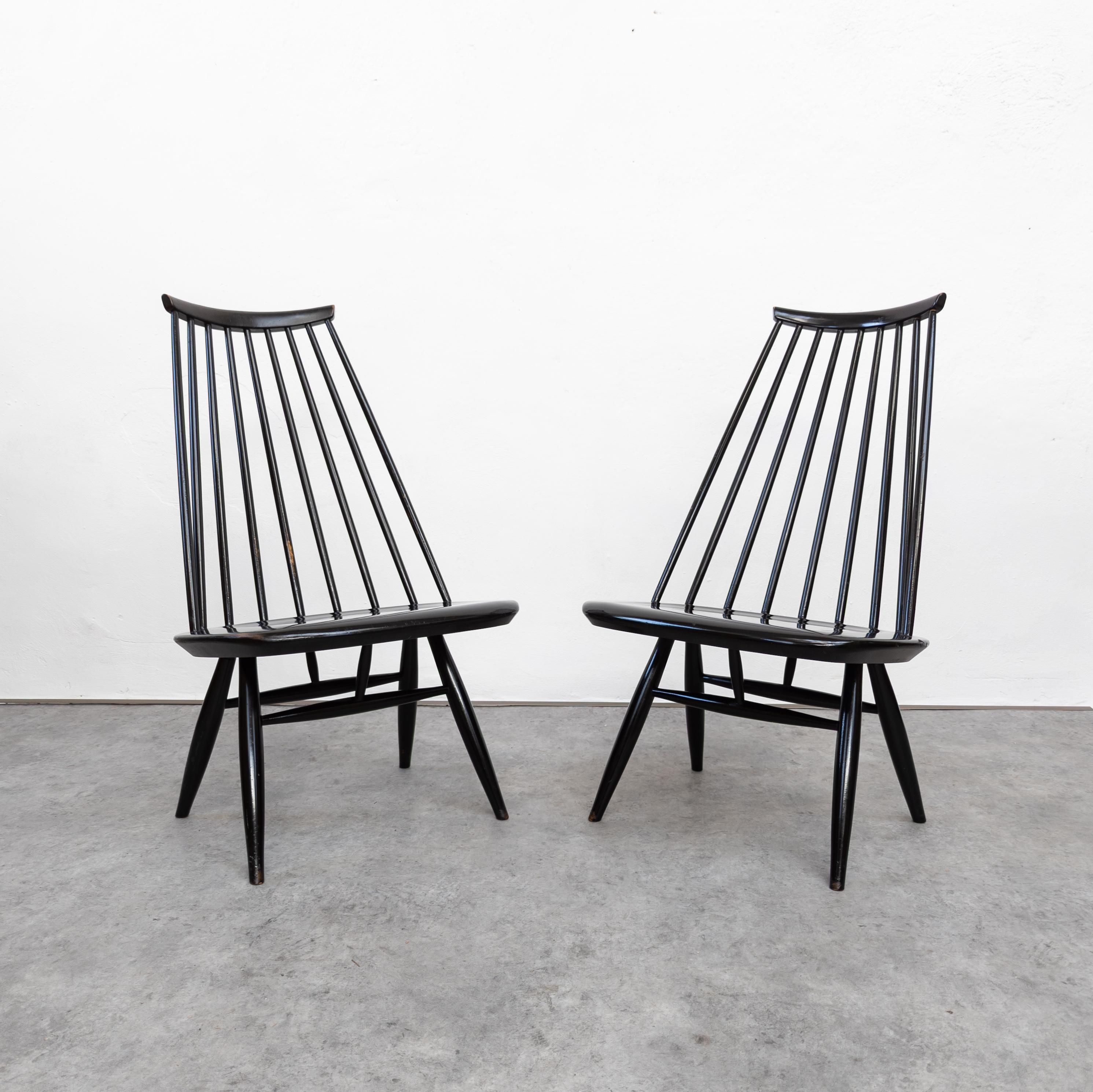 Lacquered Pair of early Mademoiselle Lounge Chairs by Ilmari Tapiovaara for Asko