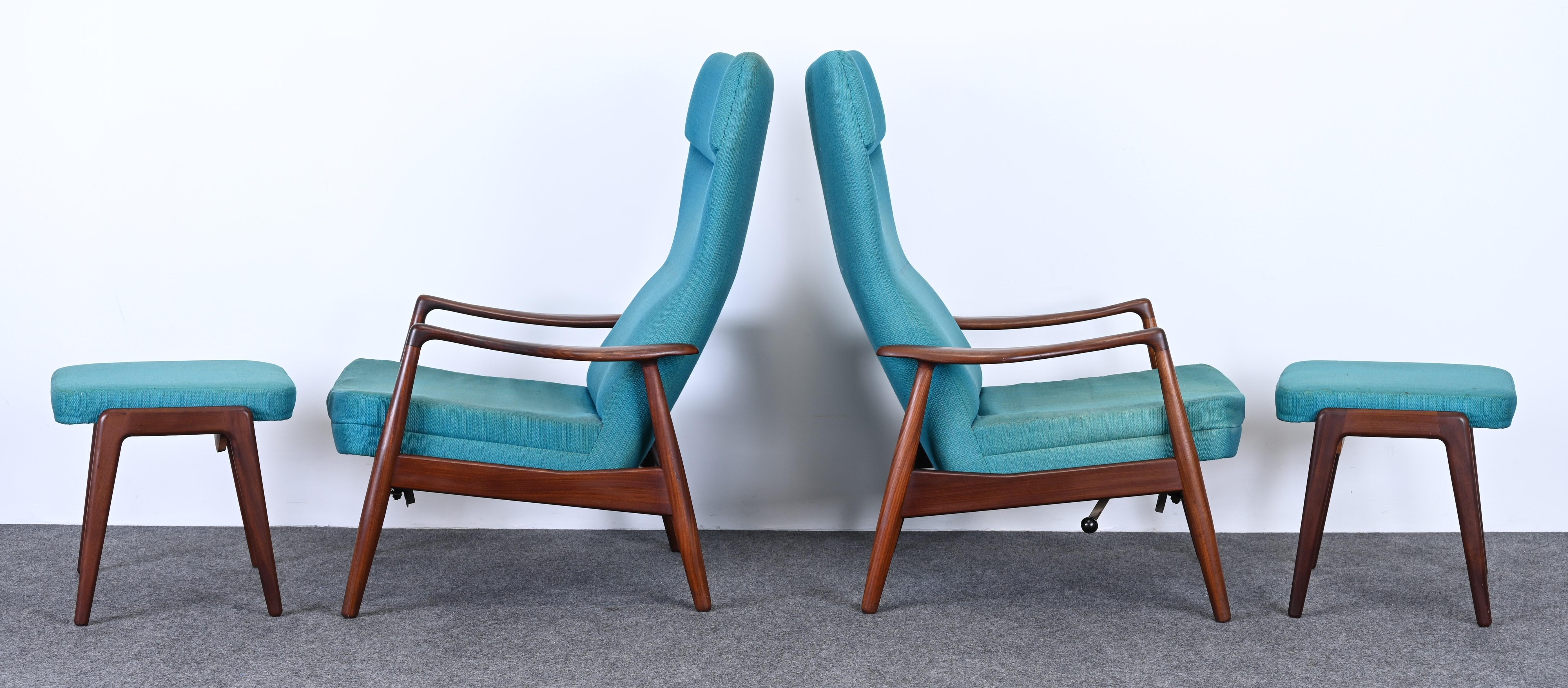 Pair of Madsen & Schubell Lounge Chairs and Ottomans by TOVE, 1960s 8