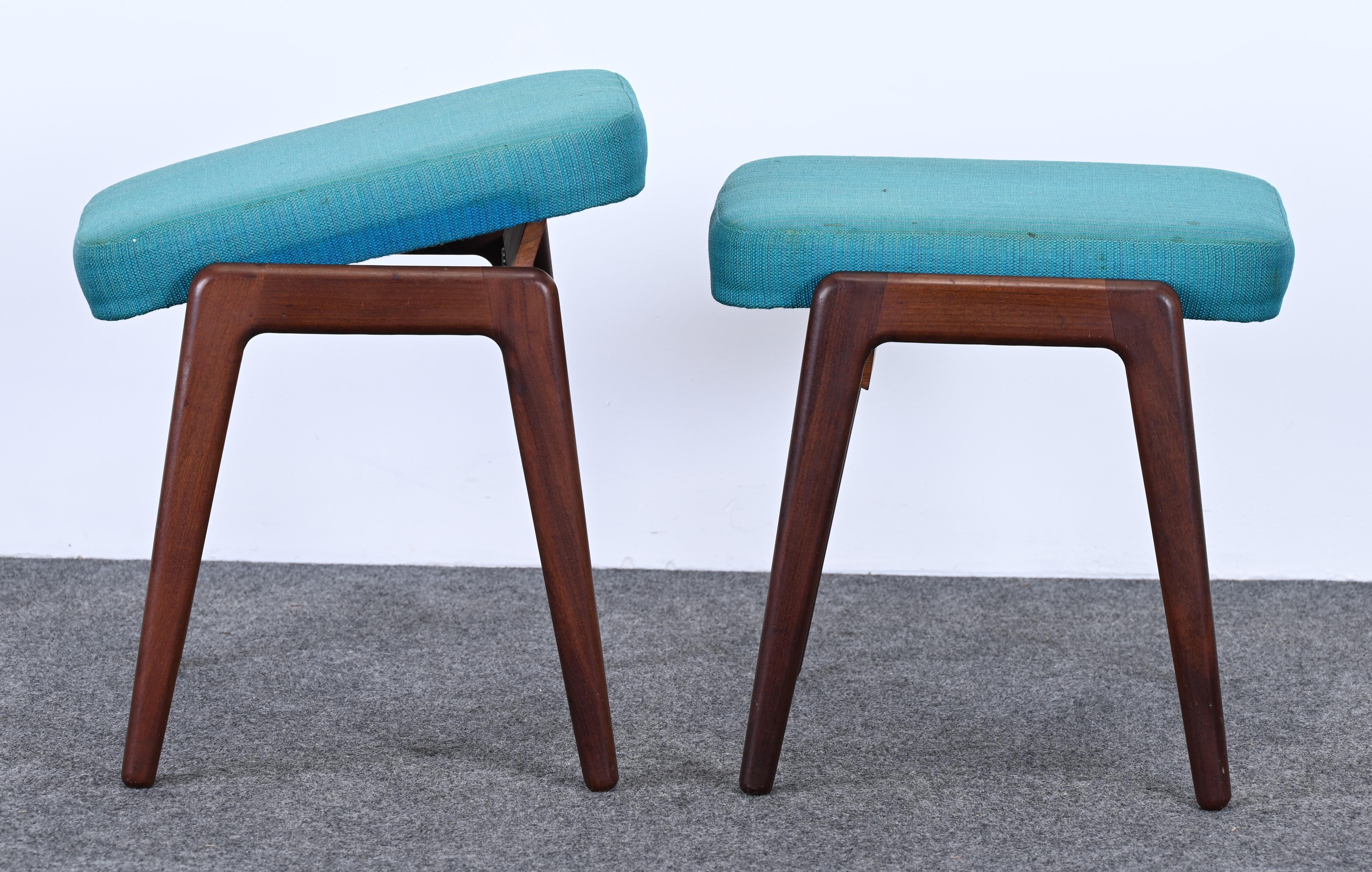 Pair of Madsen & Schubell Lounge Chairs and Ottomans by TOVE, 1960s 10