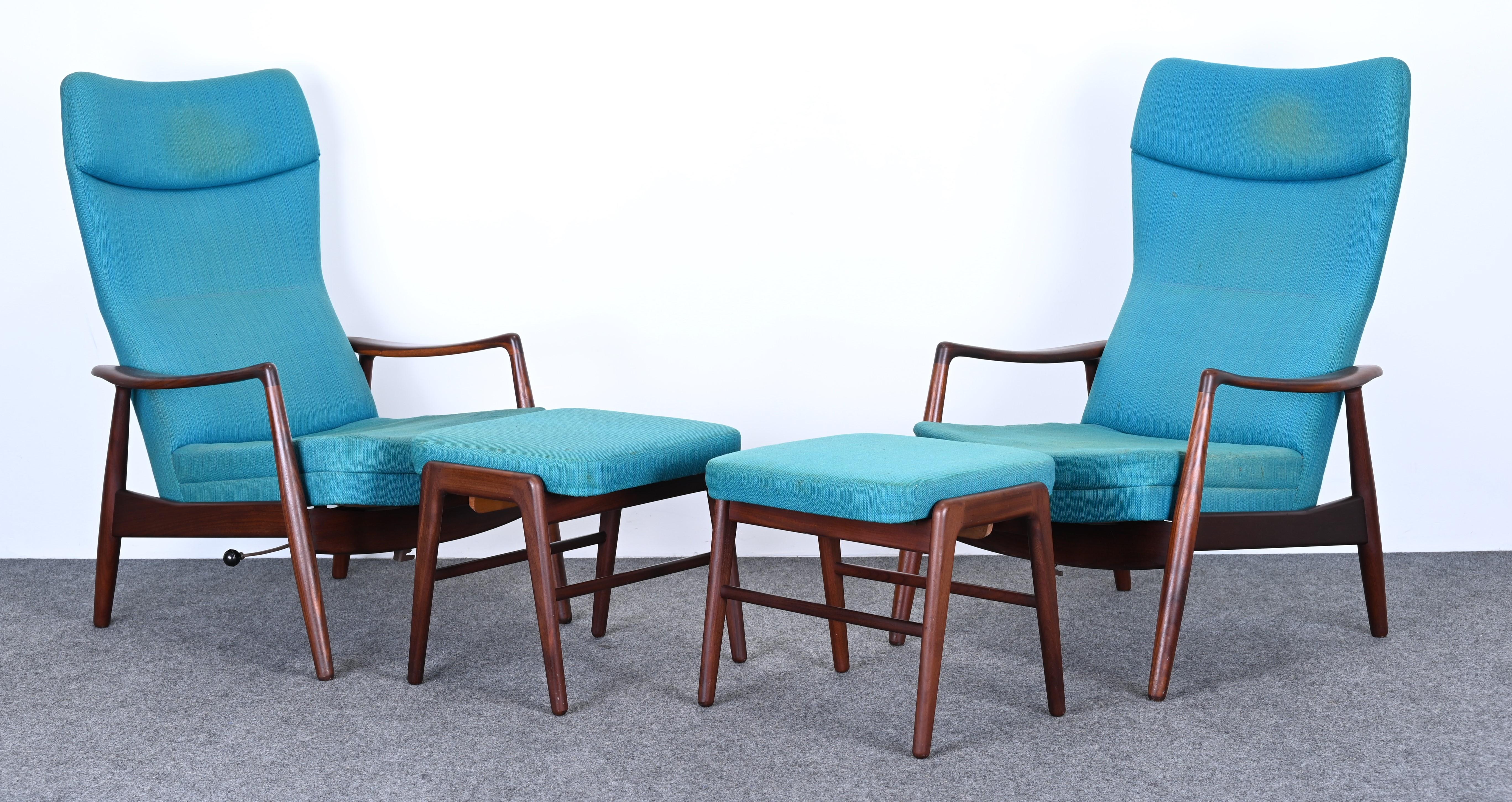 Scandinavian Modern Pair of Madsen & Schubell Lounge Chairs and Ottomans by TOVE, 1960s
