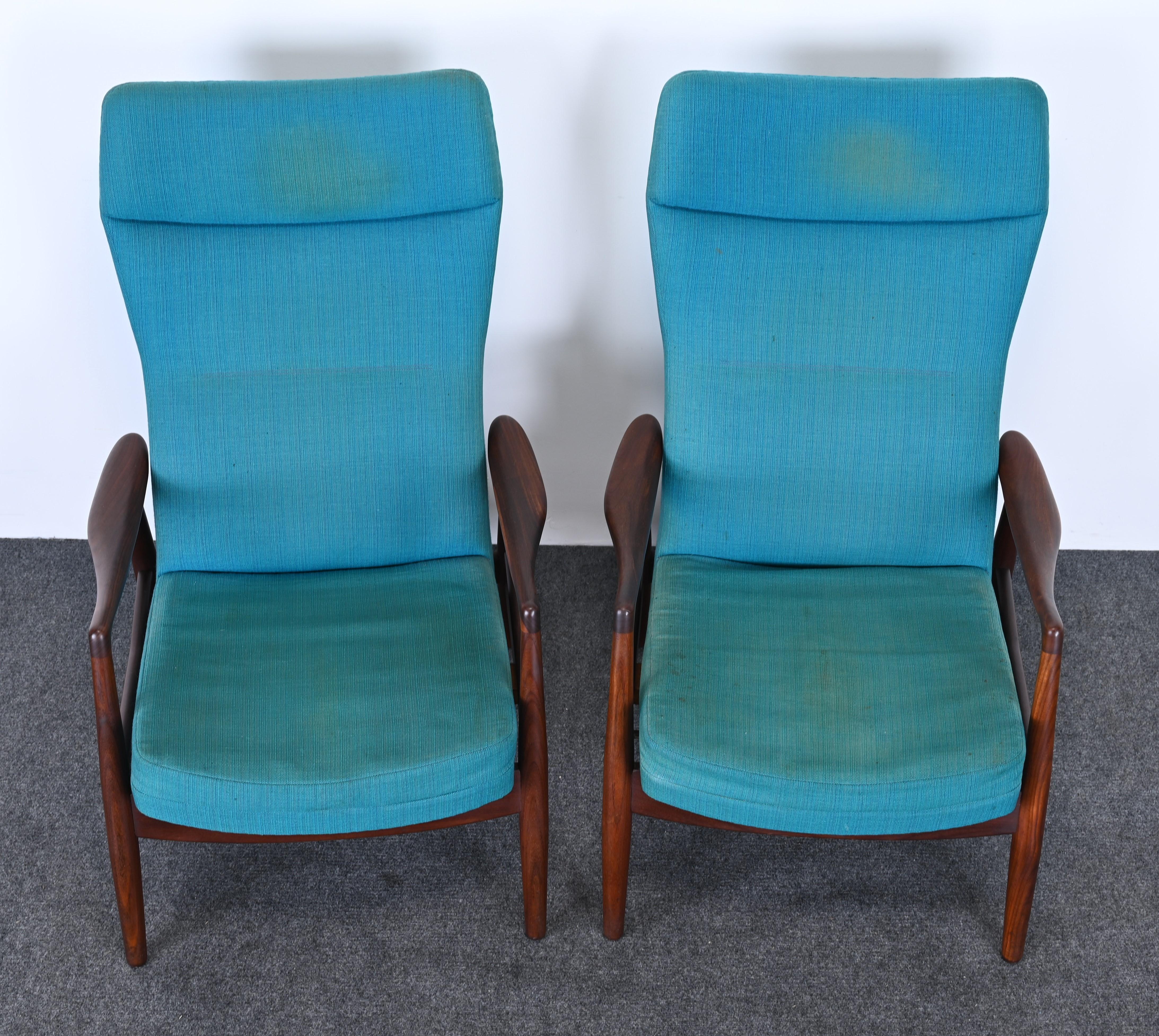 Mid-20th Century Pair of Madsen & Schubell Lounge Chairs and Ottomans by TOVE, 1960s