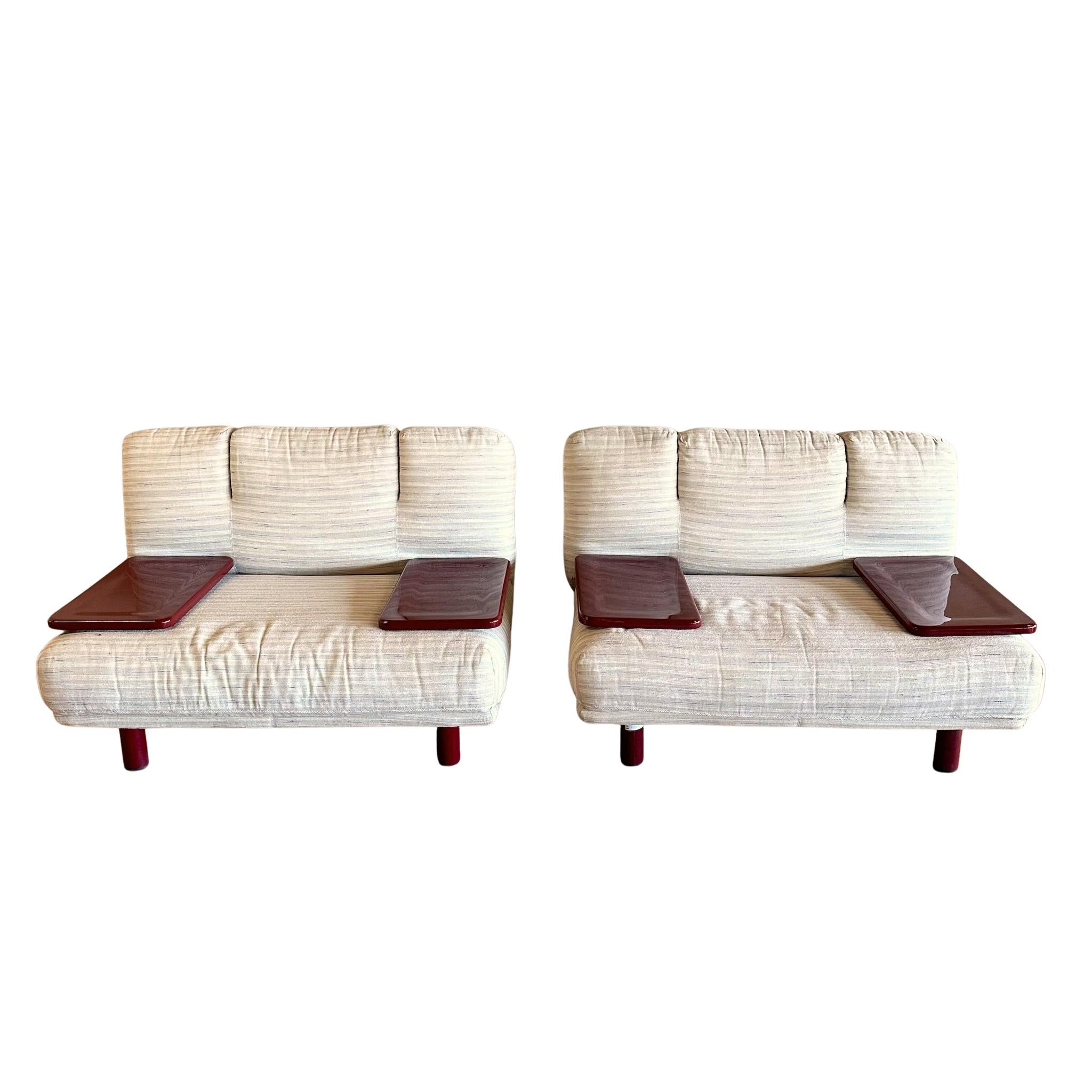 Italian Pair of Magia Lounge Chairs by Bacci and Mazzoni for Giovannetti, Italy, 1980s For Sale