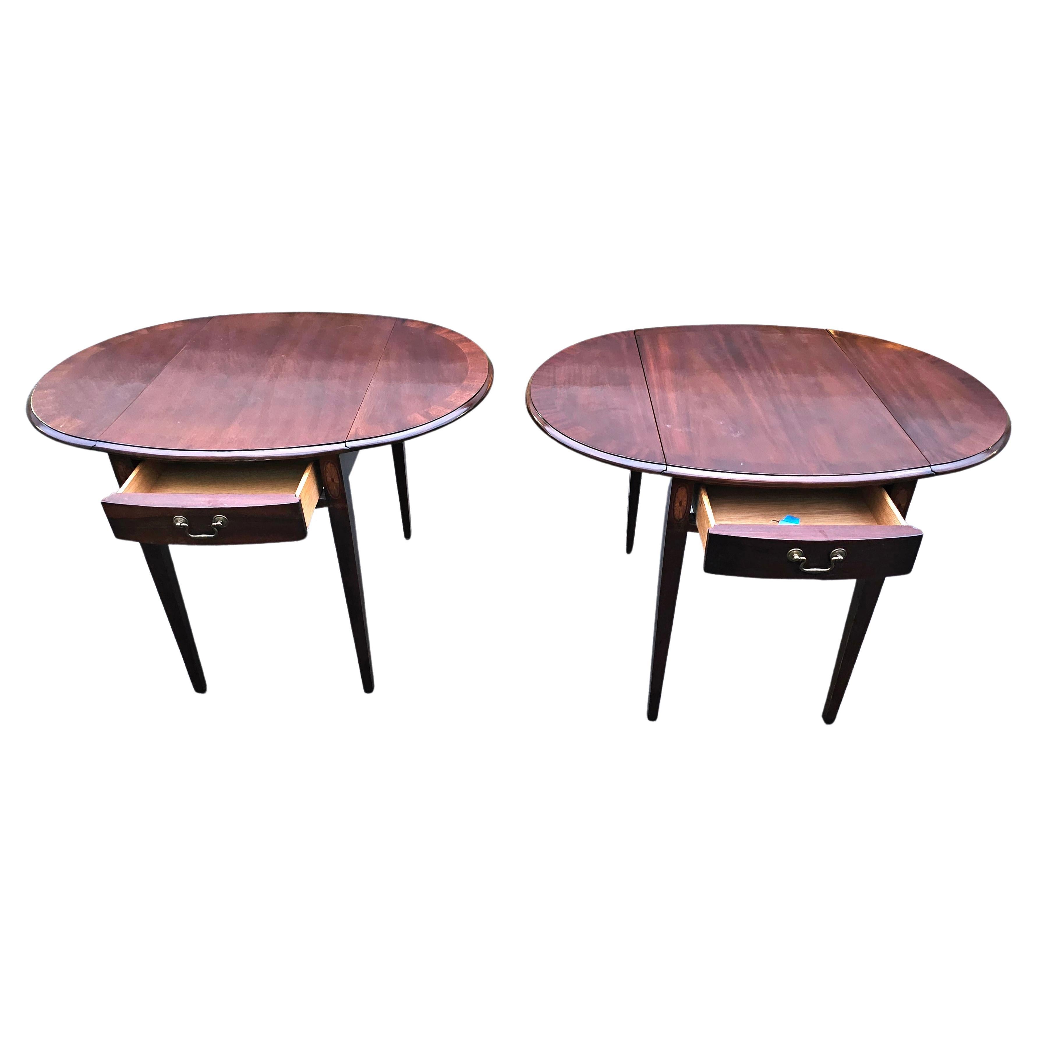 Inlay Pair of Magogany Banded and Satinwood Inlaid Pembroke Drop-Leaf Side Tables