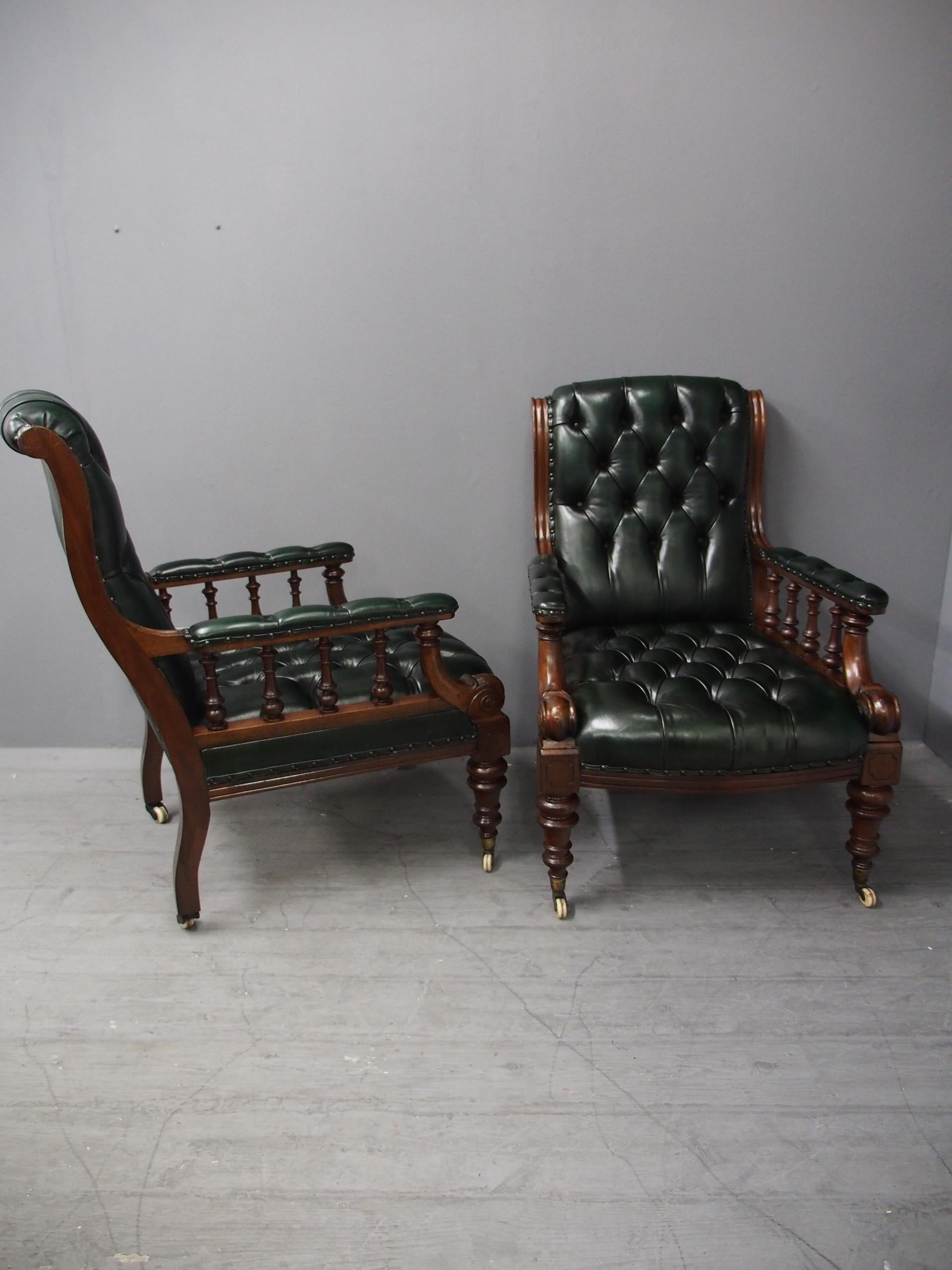 Pair of Mahogany and Leather Library Chairs For Sale 7