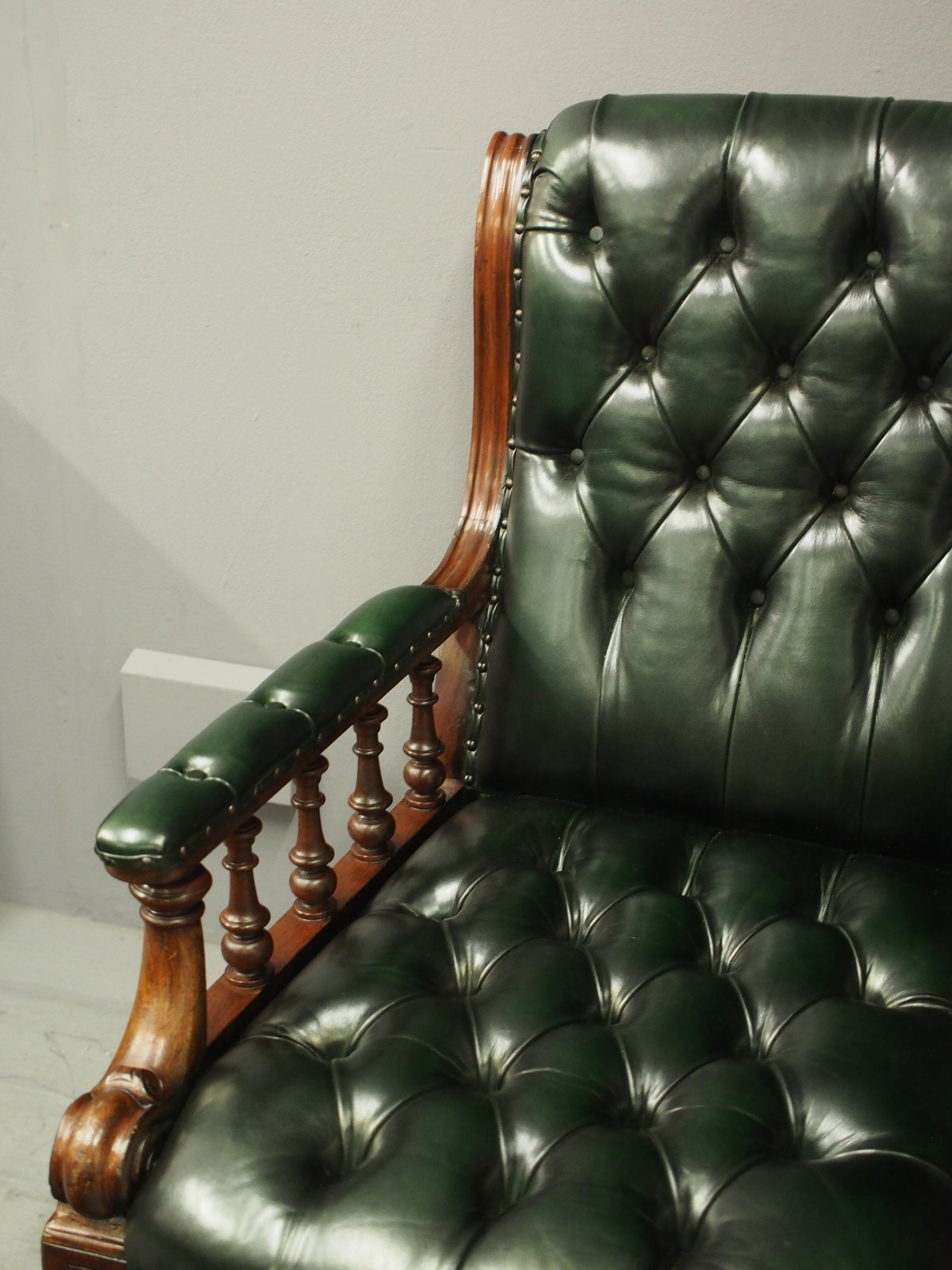 Pair of Mahogany and Leather Library Chairs For Sale 1