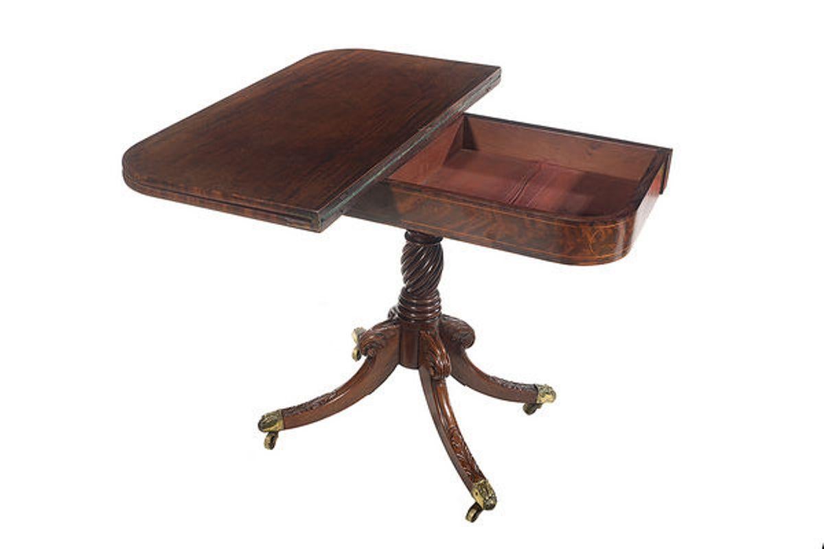 Pair of Mahogany and Satinwood Inlaid Tea & Card Tables For Sale 1