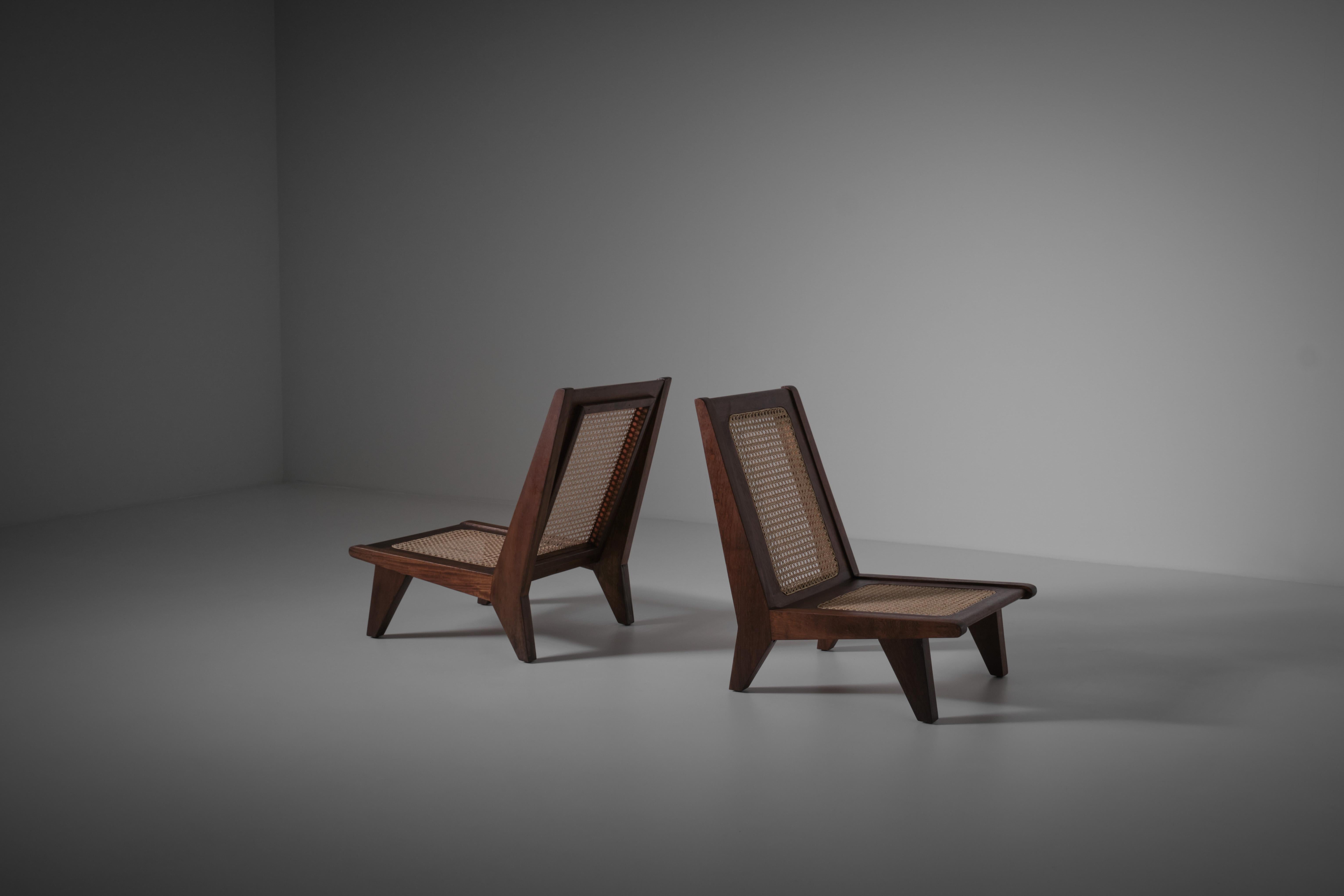 Mid-20th Century Pair of Mahogany and Webbing Easy Chairs, France 1960s