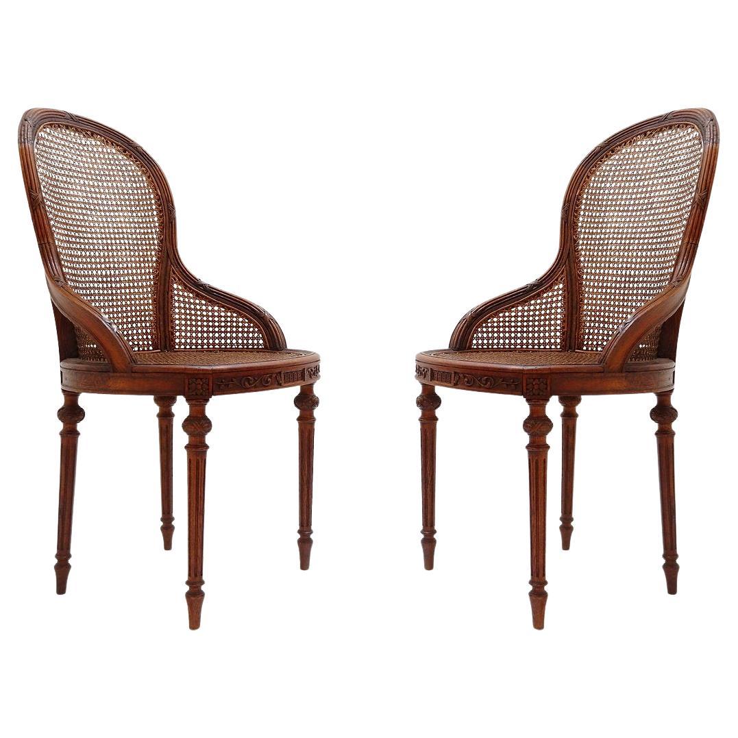 Pair of mahogany armchairs, Louis XVI style – Early 20th century