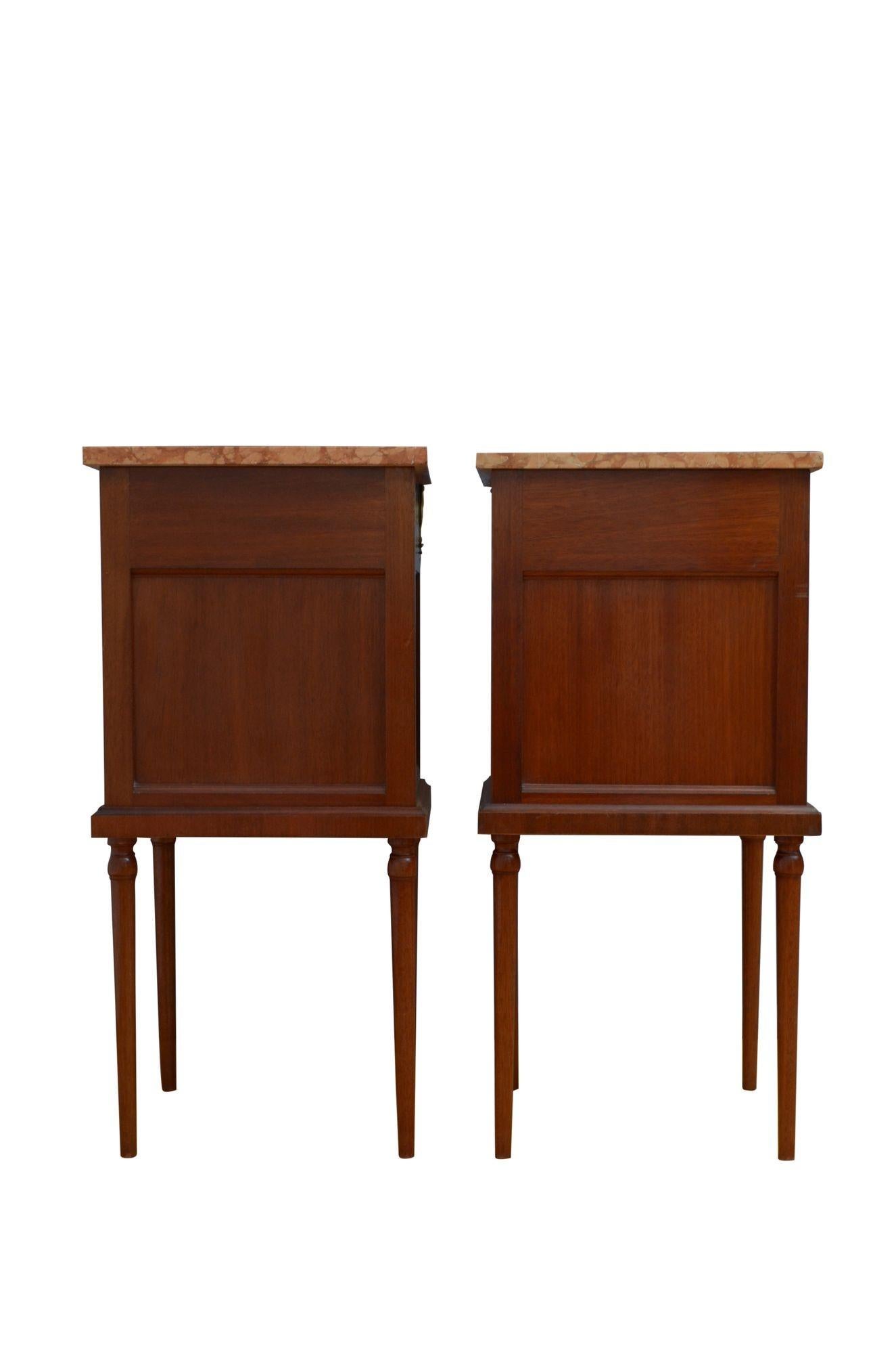 Pair of Mahogany Bedside Cabinets For Sale 5