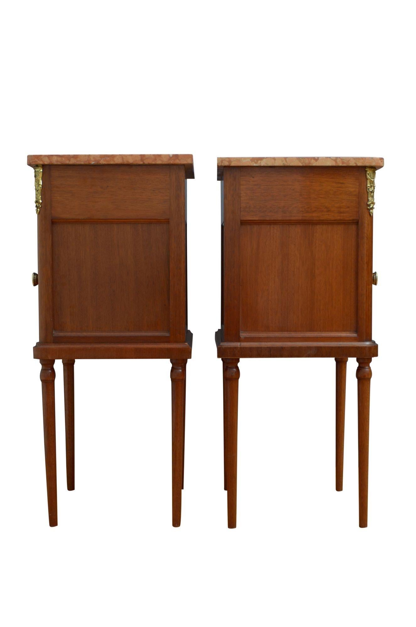 Pair of Mahogany Bedside Cabinets For Sale 6
