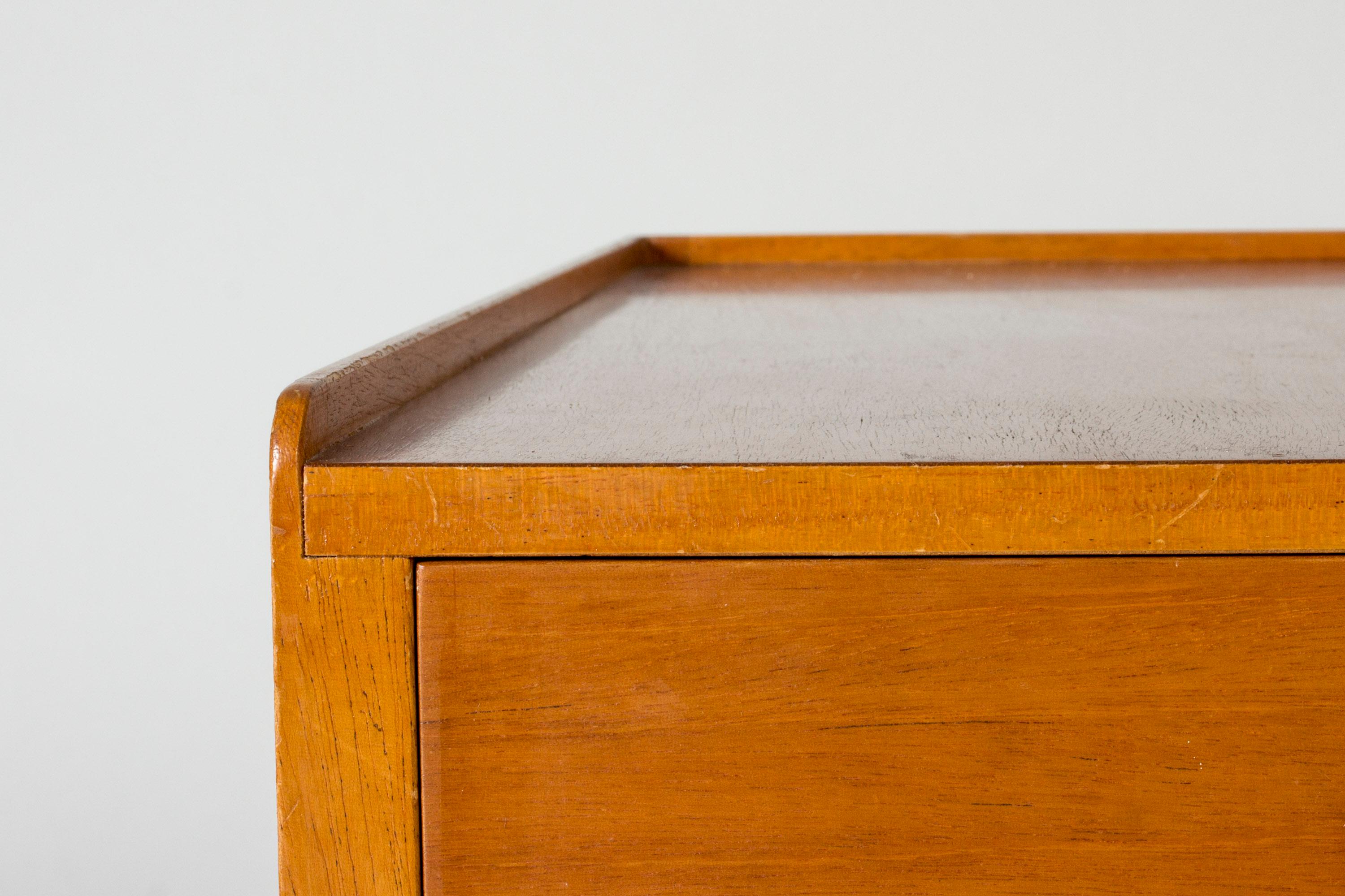 Pair of Mahogany Bedside Tables by Josef Frank for Svenskt Tenn, Sweden, 1950s 3