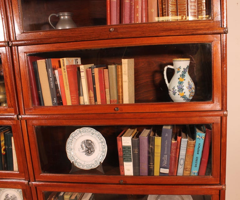 Pair of Mahogany Bookcases of 6 Elements, England, circa 1900 For Sale