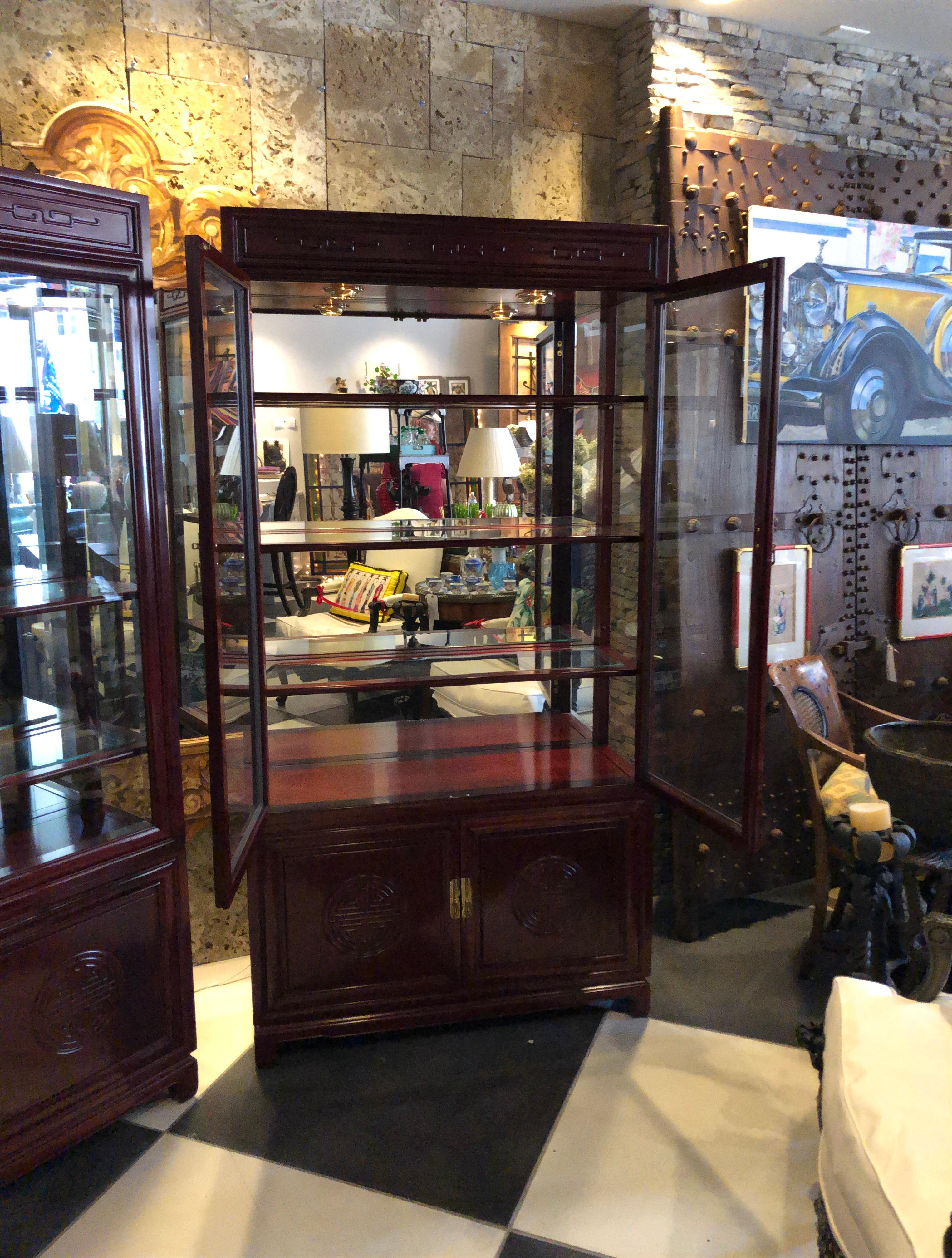 Pair of American Mahogany Cabinets in the Chinese style by John Widdicomb In Good Condition For Sale In Sarasota, FL