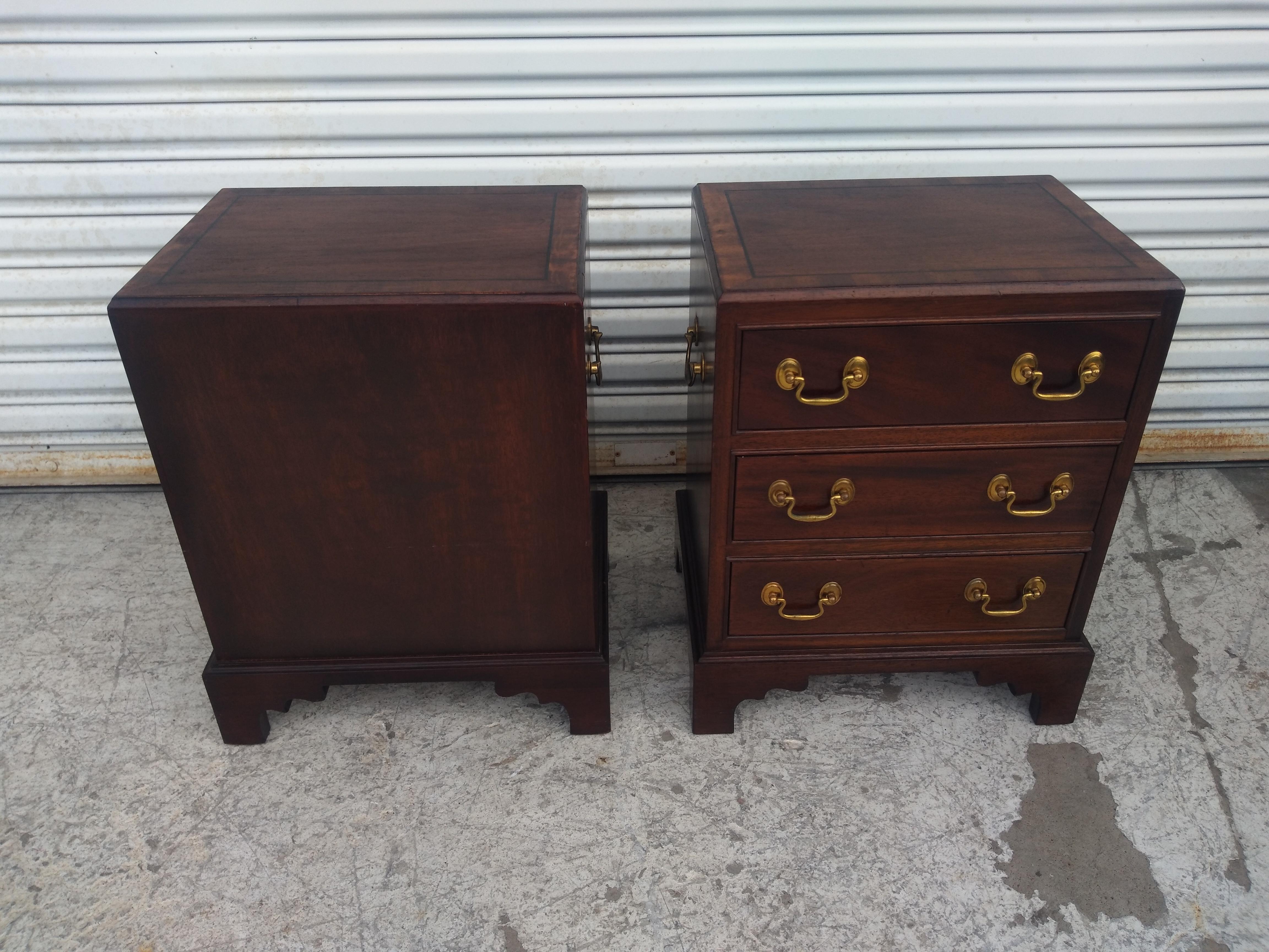 20th Century Pair of Mahogany Chippendale Style 3 Drawer Nightstands