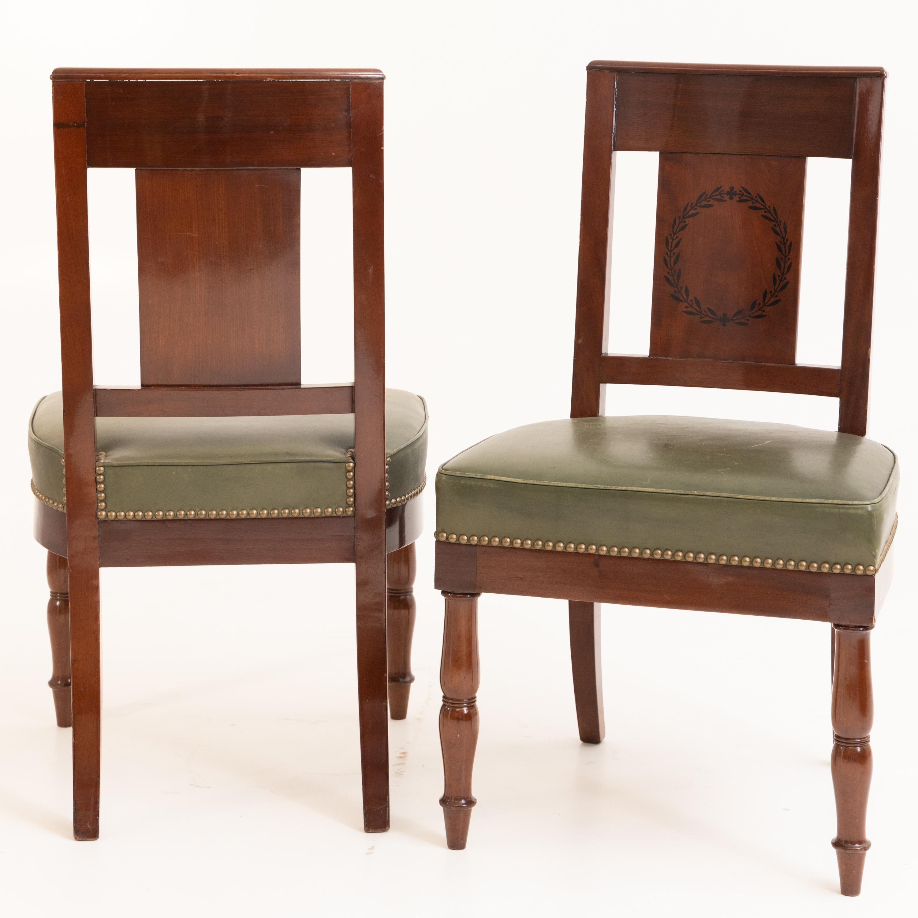 Neoclassical Pair of Mahogany Dining Room Chairs, Paris, circa 1810 For Sale