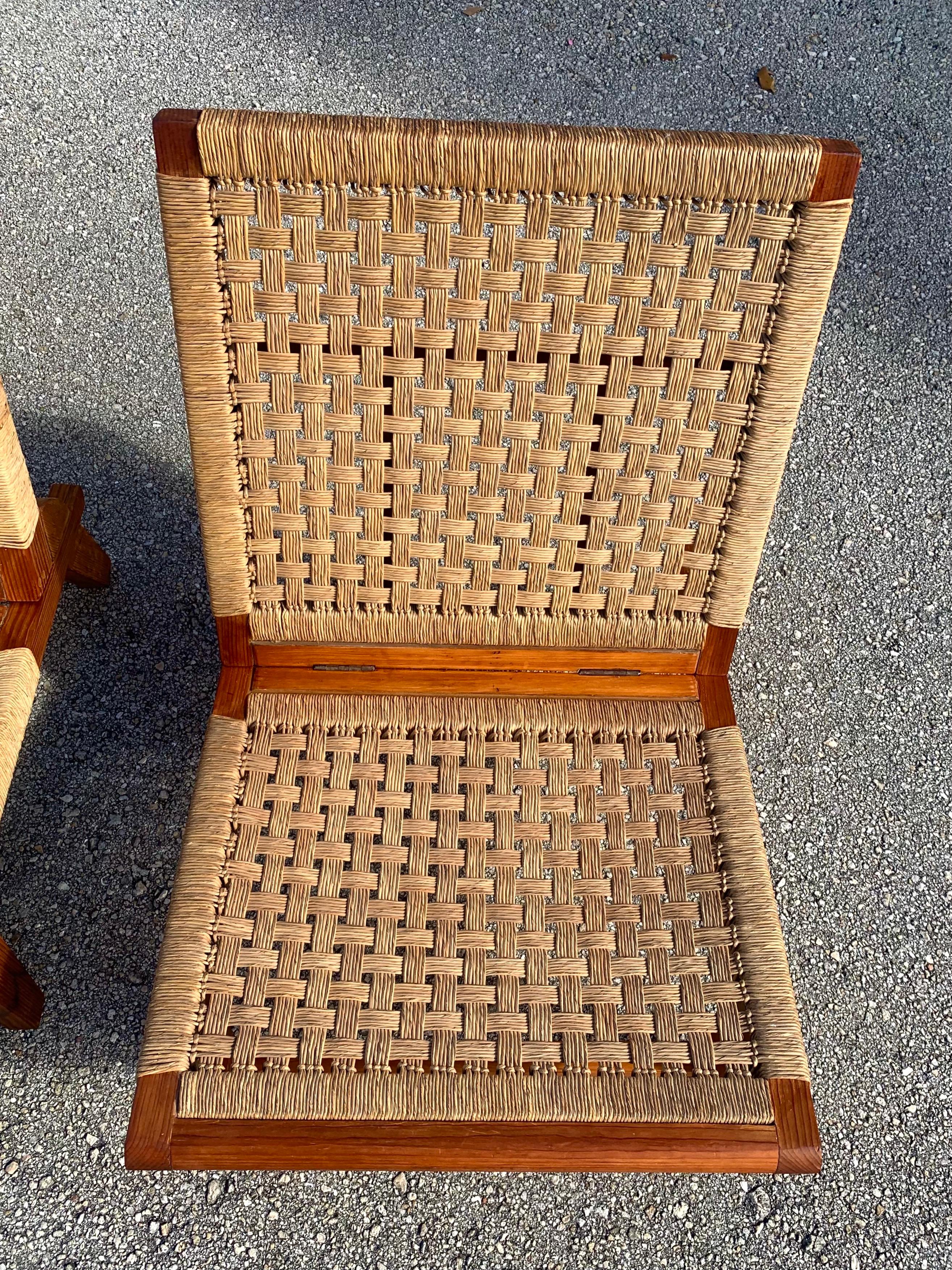 Pair of Mahogany Folding Chairs by Michael van Beuren for Domus of Mexico City In Good Condition In Boynton Beach, FL