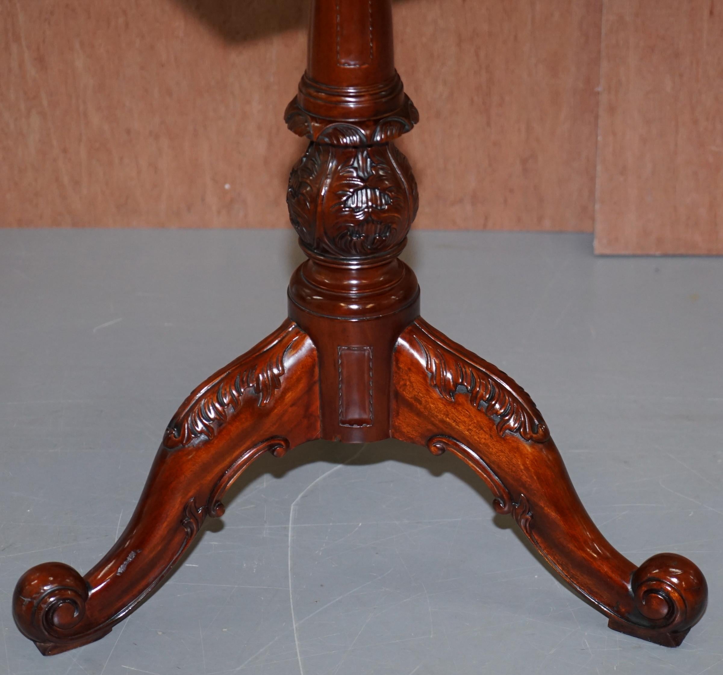 Pair of Mahogany Fretwork Gallery Carved Side End Tables Chippendale Revival 8