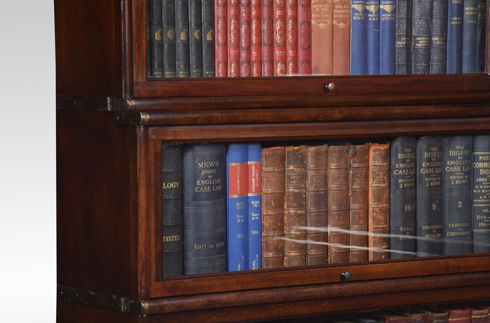 Pair of Mahogany Globe Wernicke Six Section Bookcases In Good Condition In Cheshire, GB