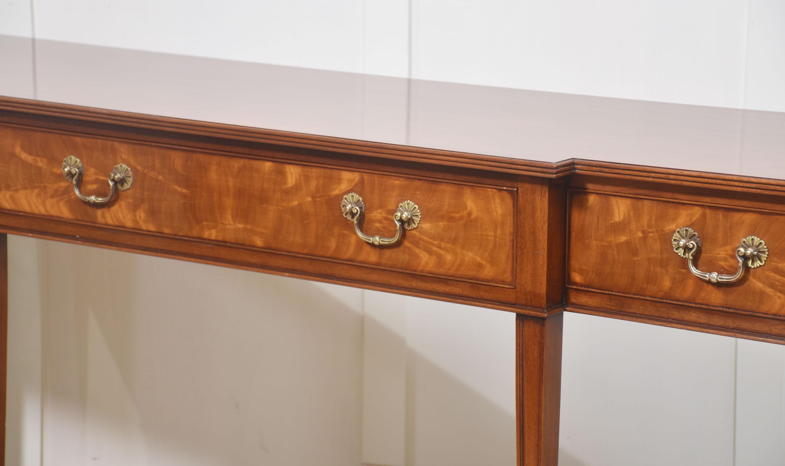 Pair of mahogany hall tables For Sale 6