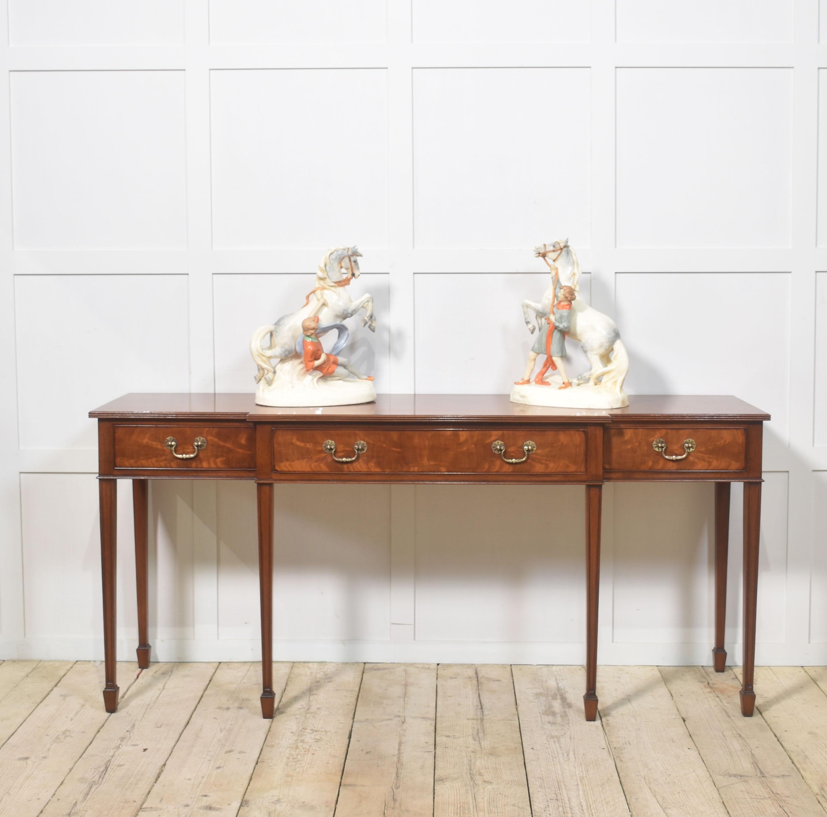 Wood Pair of mahogany hall tables For Sale