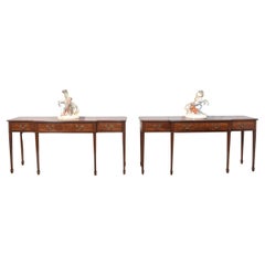 Paire de tables d'entrée en acajou