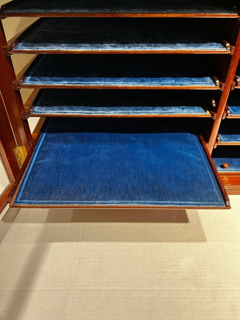 Pair of Mahogany Jewelry Cases For Sale at 1stDibs