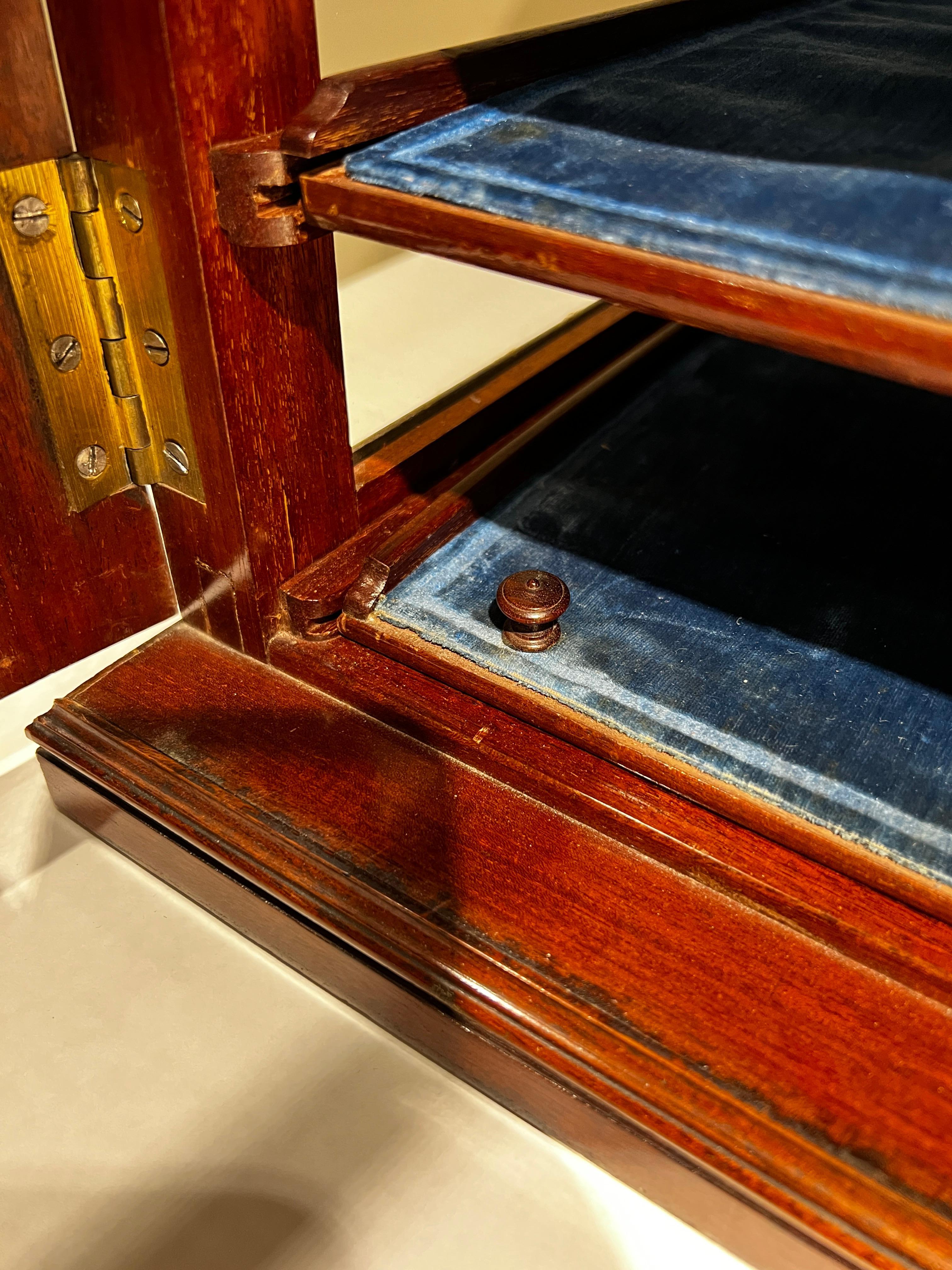 Pair Antique Mahogany Jewelry Display Cases For Sale 11