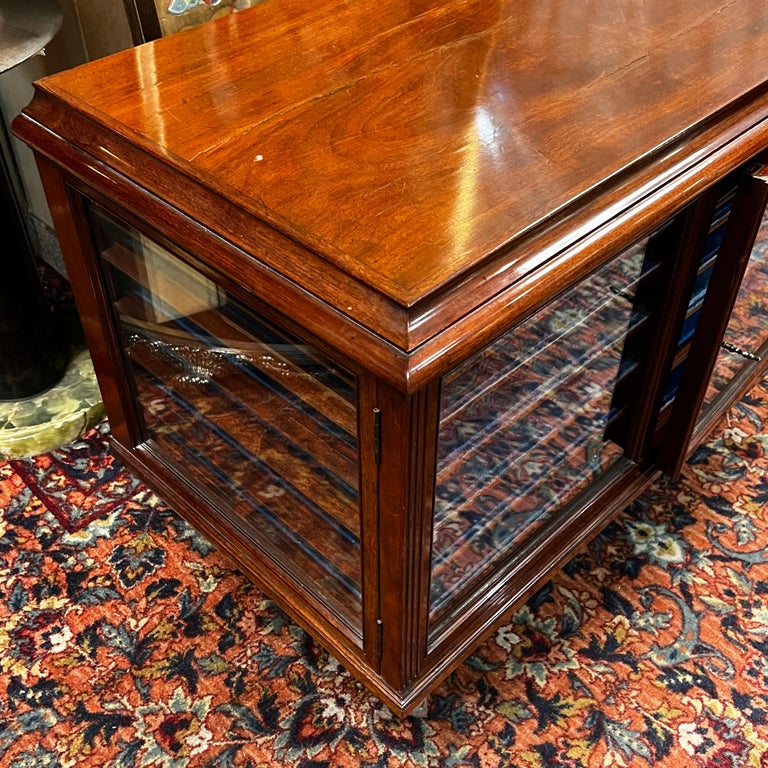 Pair of Mahogany Jewelry Cases For Sale at 1stDibs